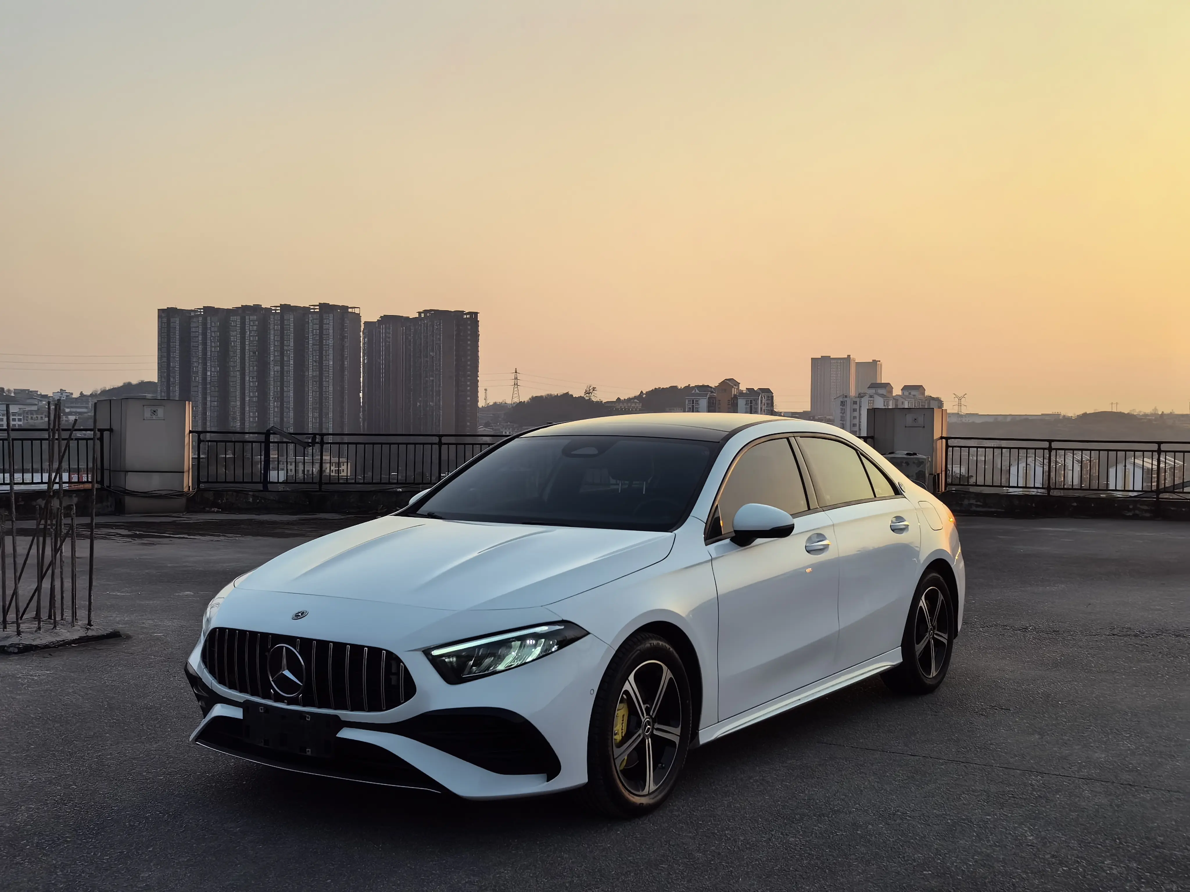 Mercedes-Benz Mercedes Benz A Class  из Китая