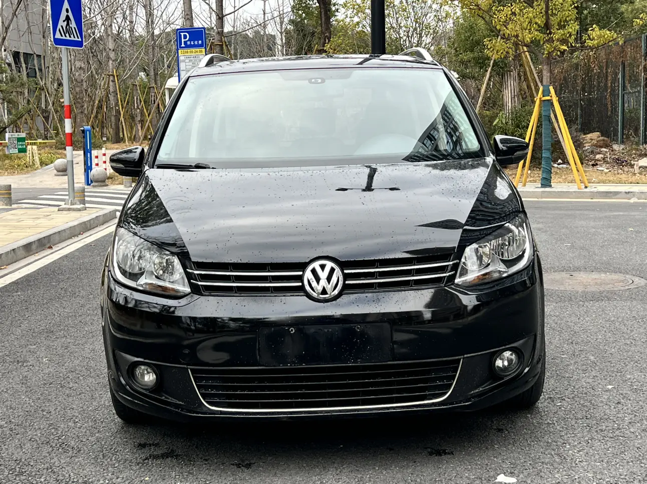 Volkswagen Touran  из Китая