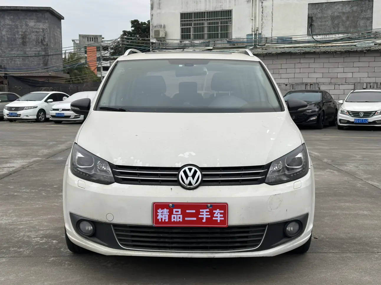 Volkswagen Touran  из Китая