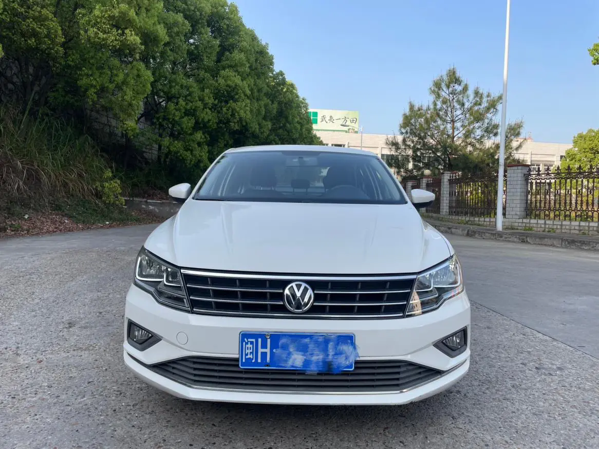 Volkswagen Jetta  из Китая