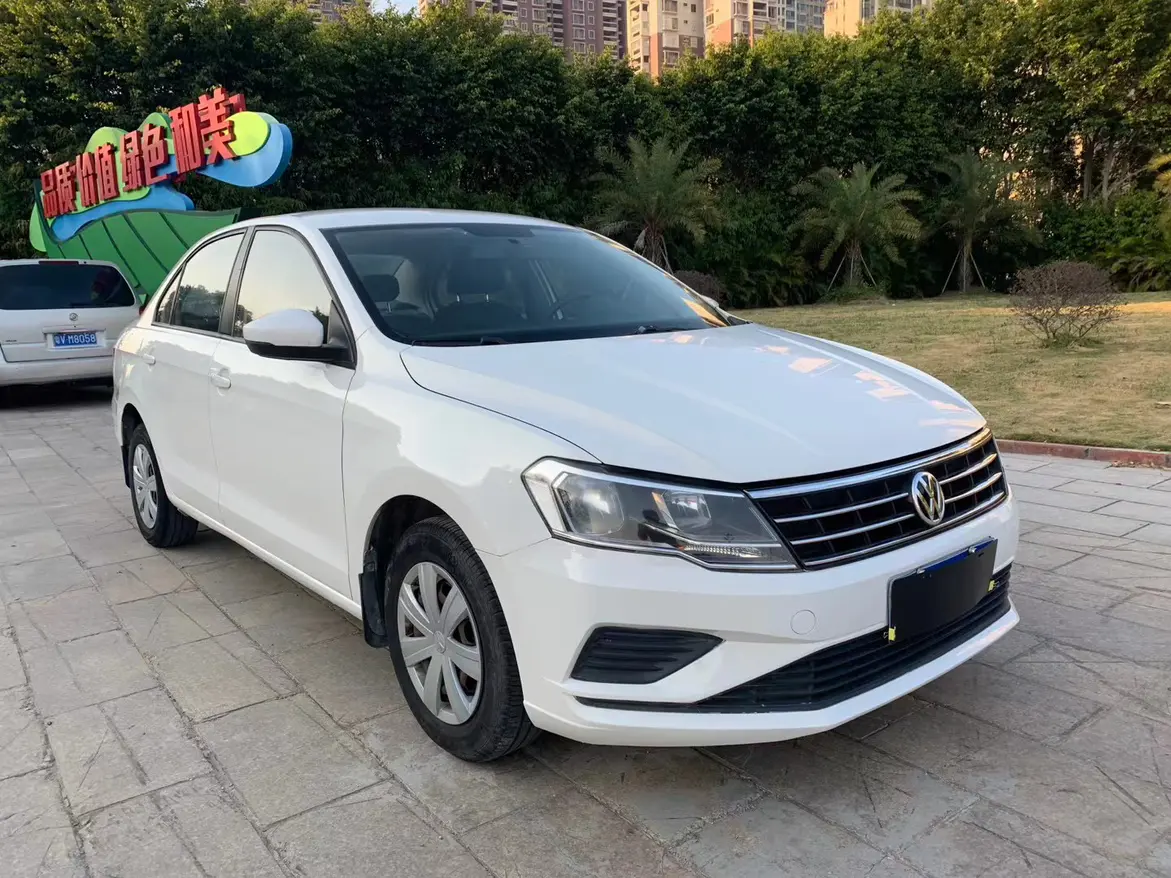 Volkswagen Jetta  из Китая