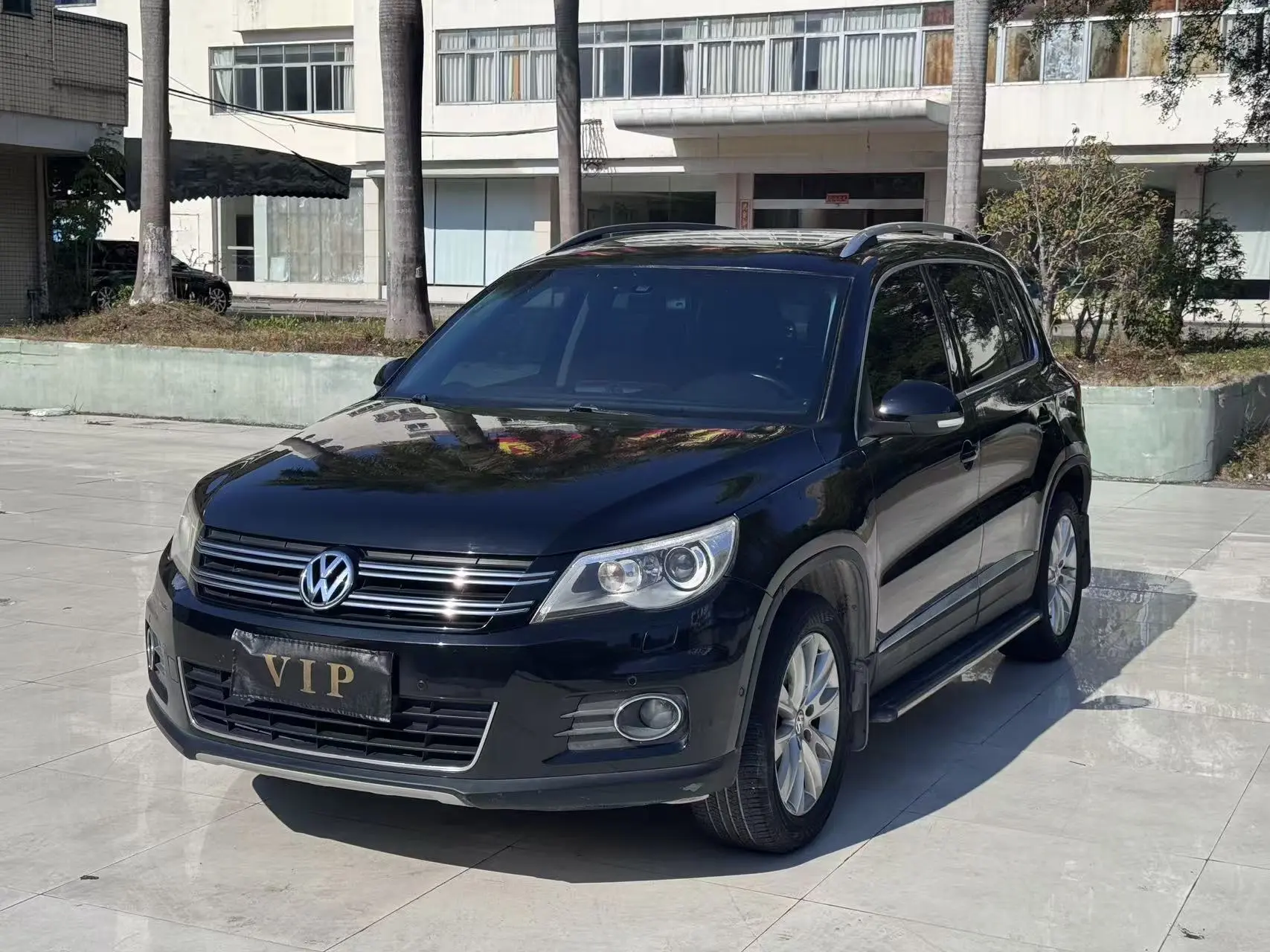 Volkswagen Tiguan (Tharu)  из Китая