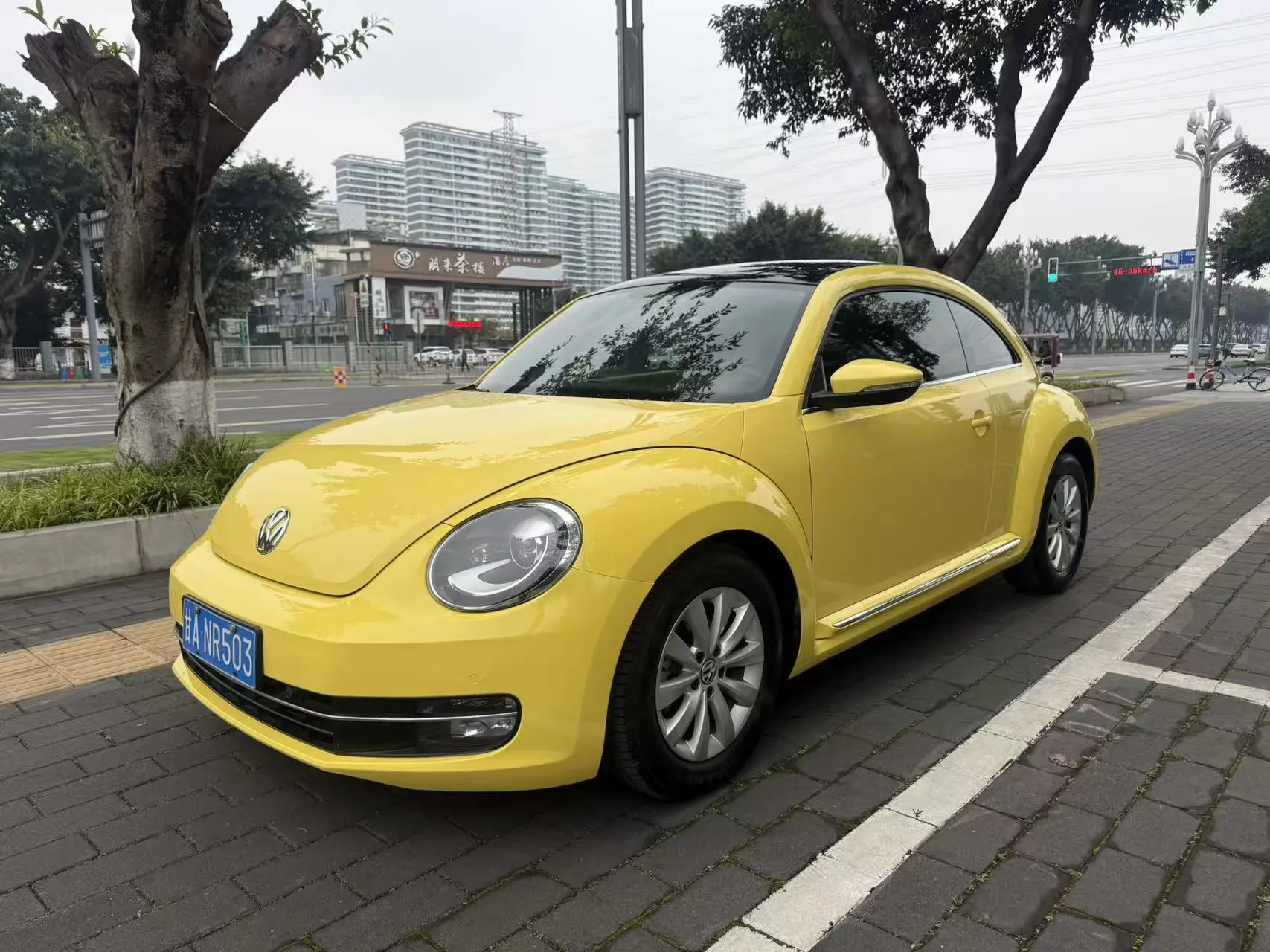 Volkswagen Beetle  из Китая