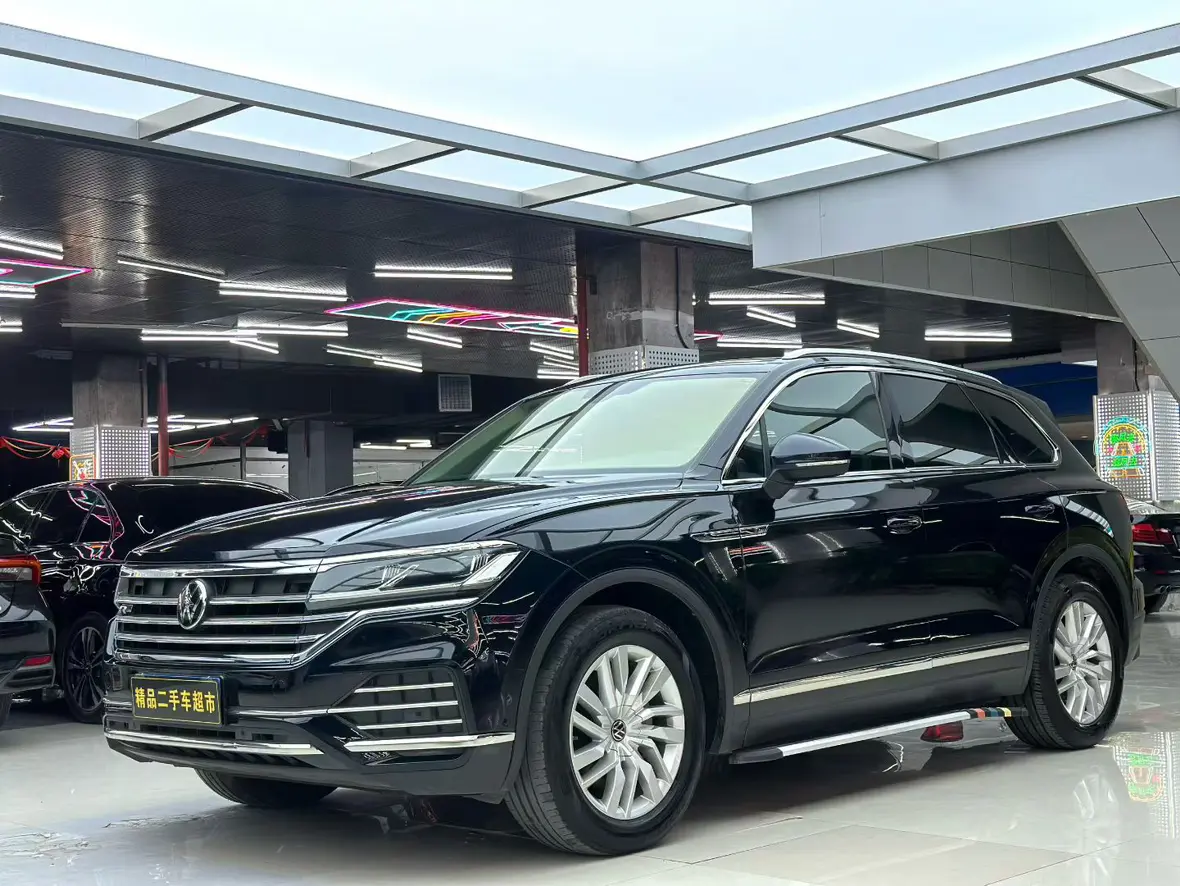 Volkswagen Touareg  из Китая