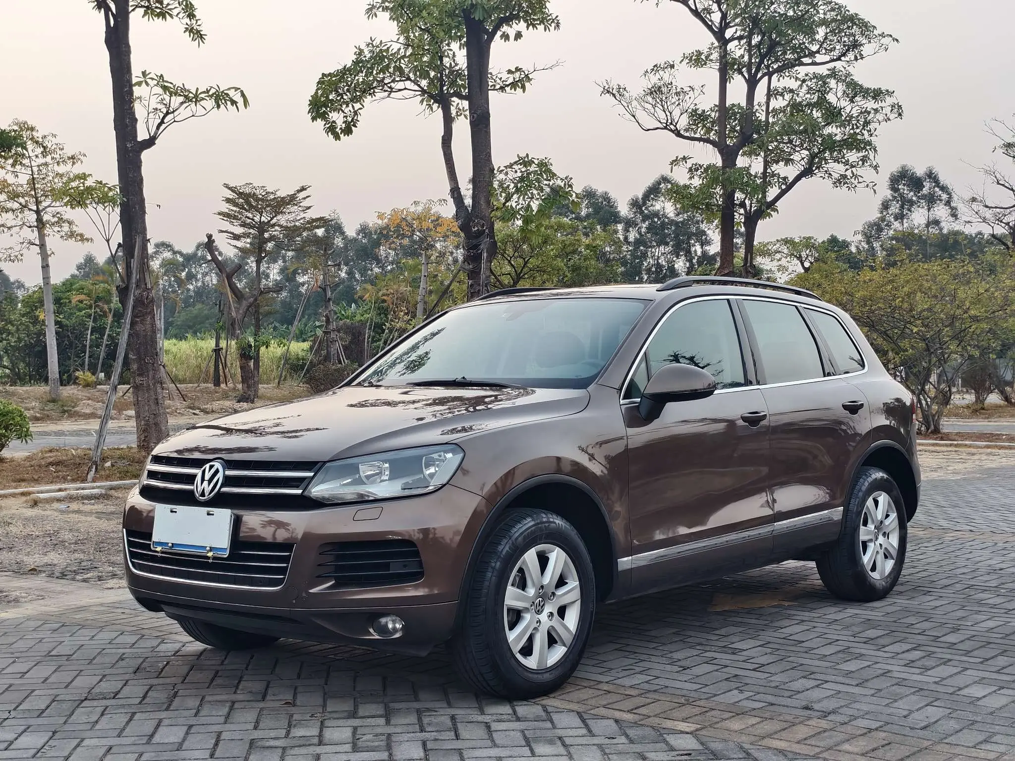 Volkswagen Touareg  из Китая