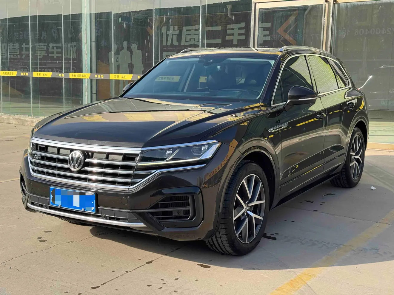 Volkswagen Touareg  из Китая