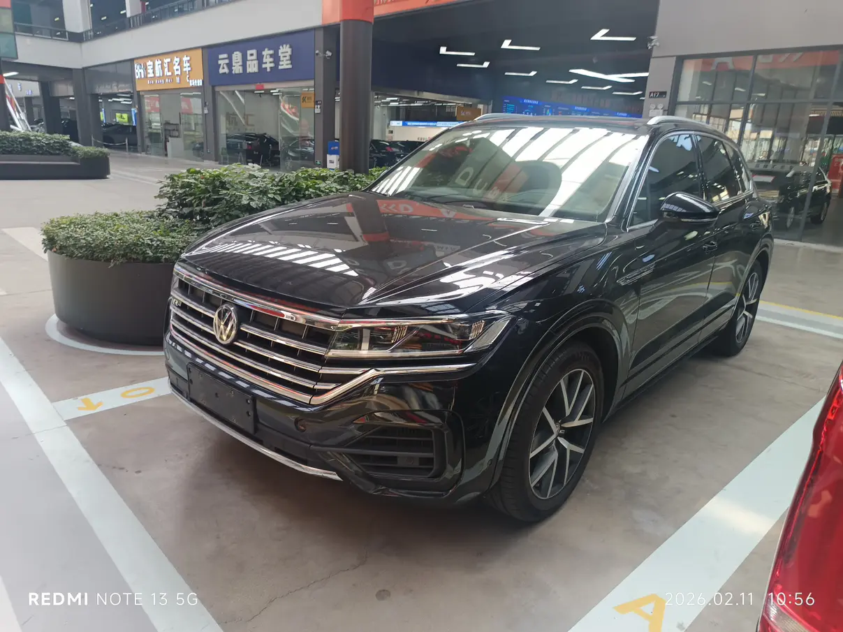 Volkswagen Touareg  из Китая
