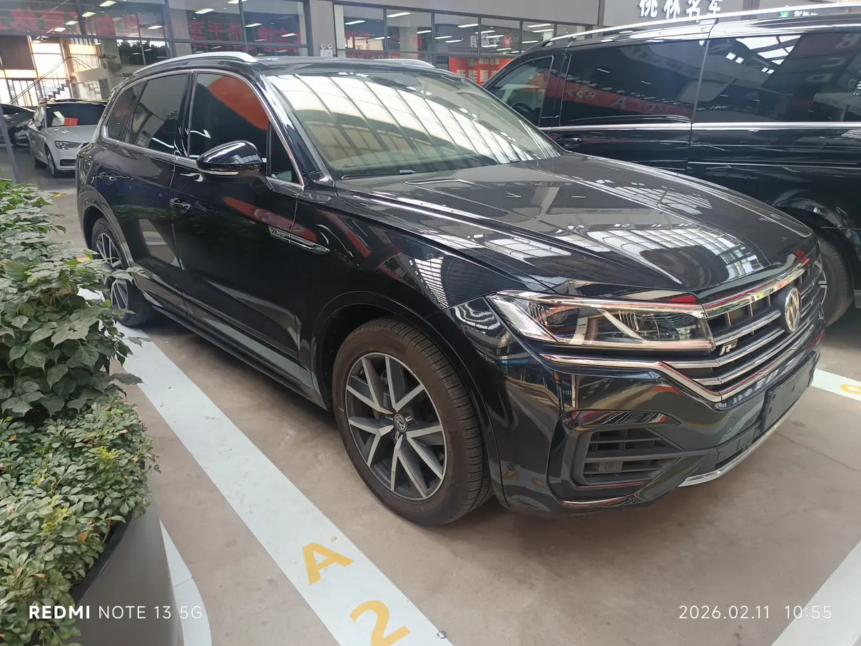 Volkswagen Touareg  из Китая