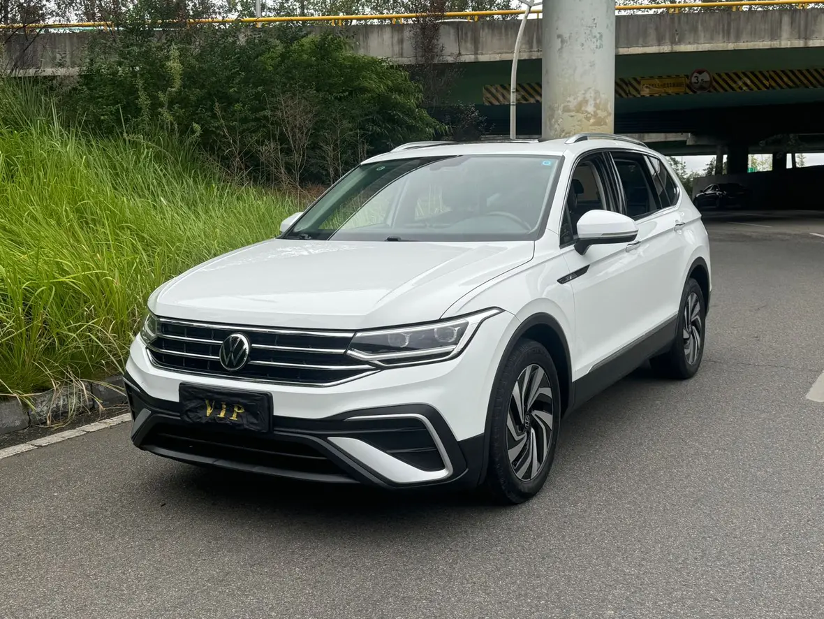 Volkswagen Tiguan L  из Китая
