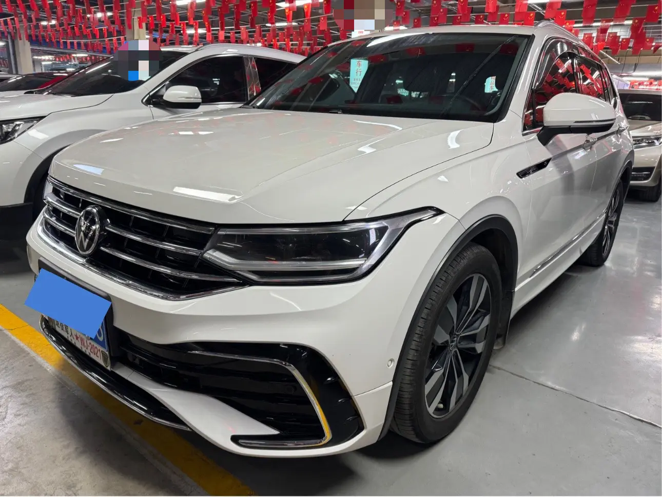 Volkswagen Tiguan L  из Китая