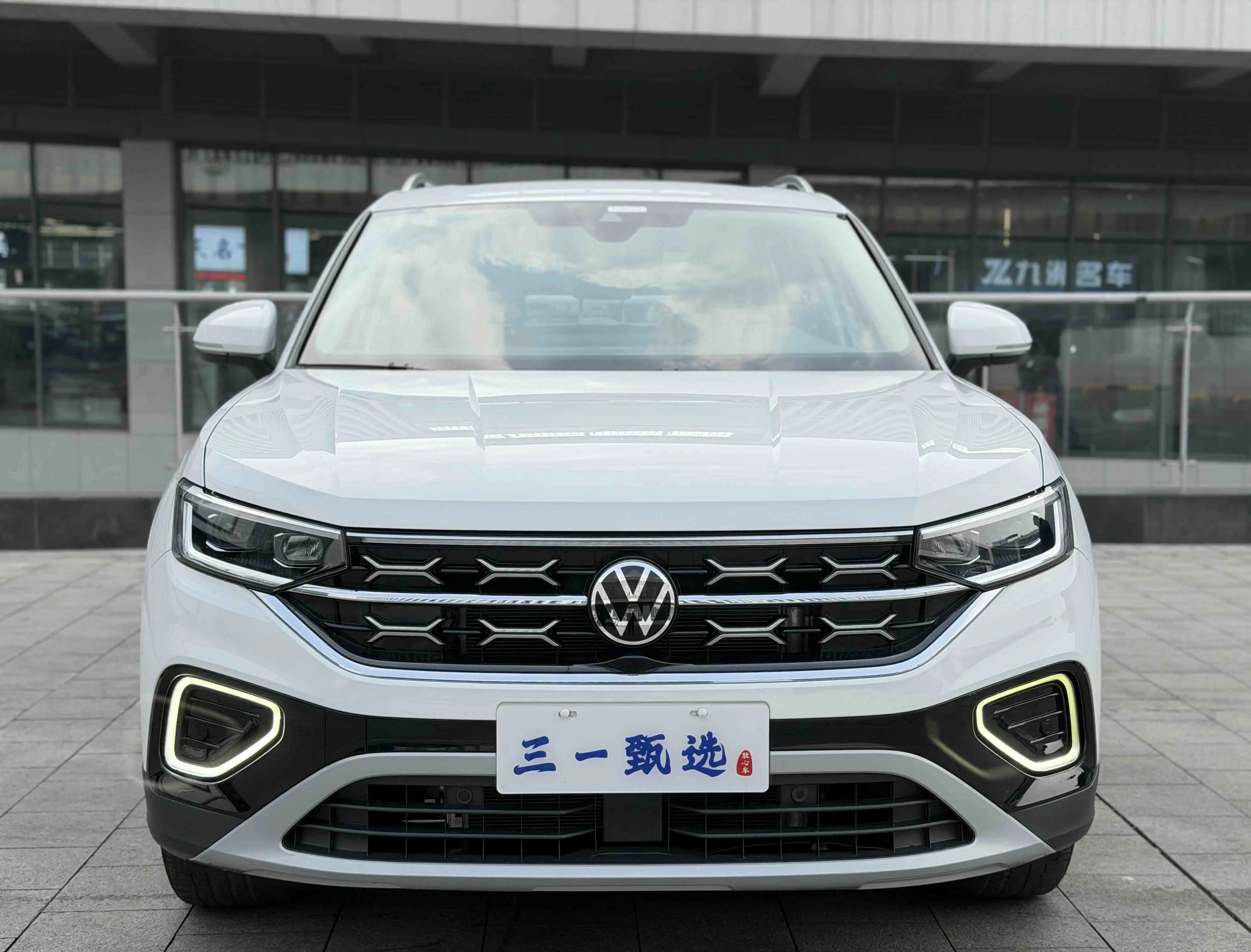 Volkswagen Tayron  из Китая