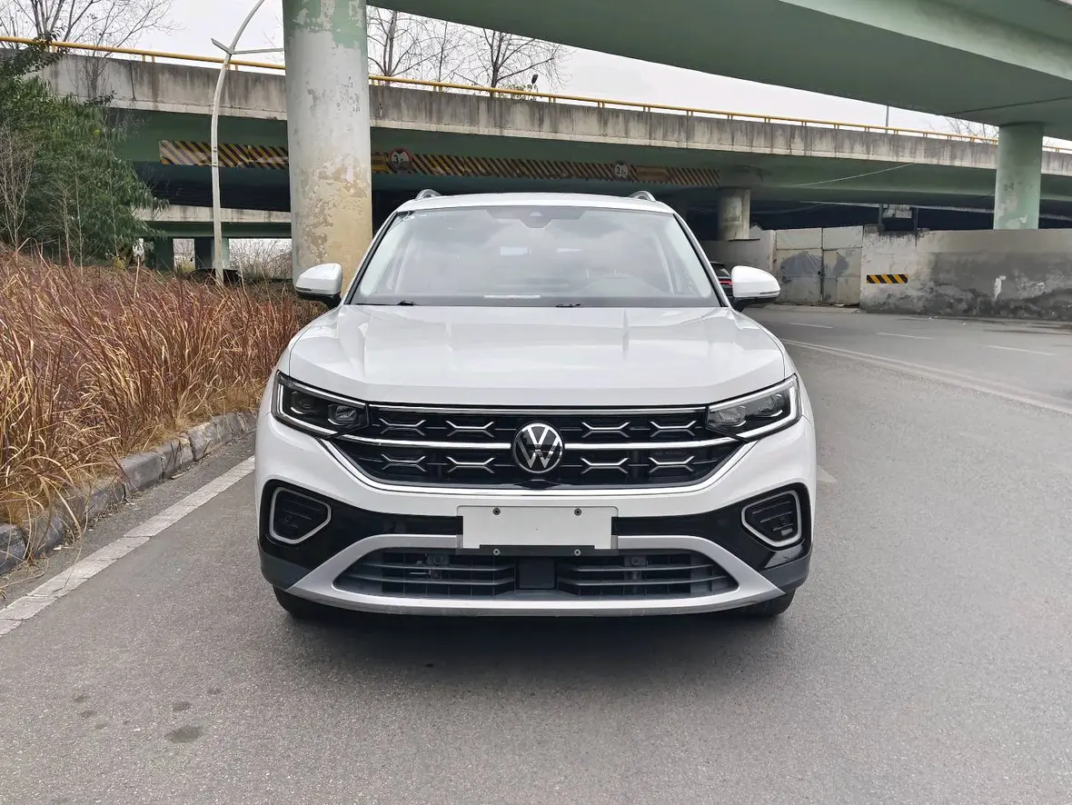 Volkswagen Tayron  из Китая