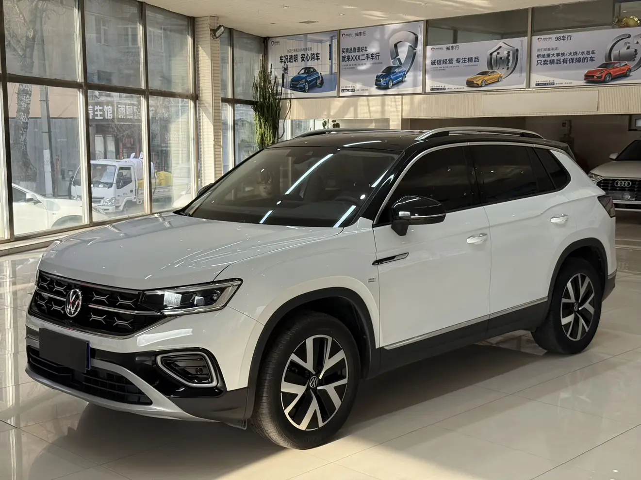 Volkswagen Tayron  из Китая