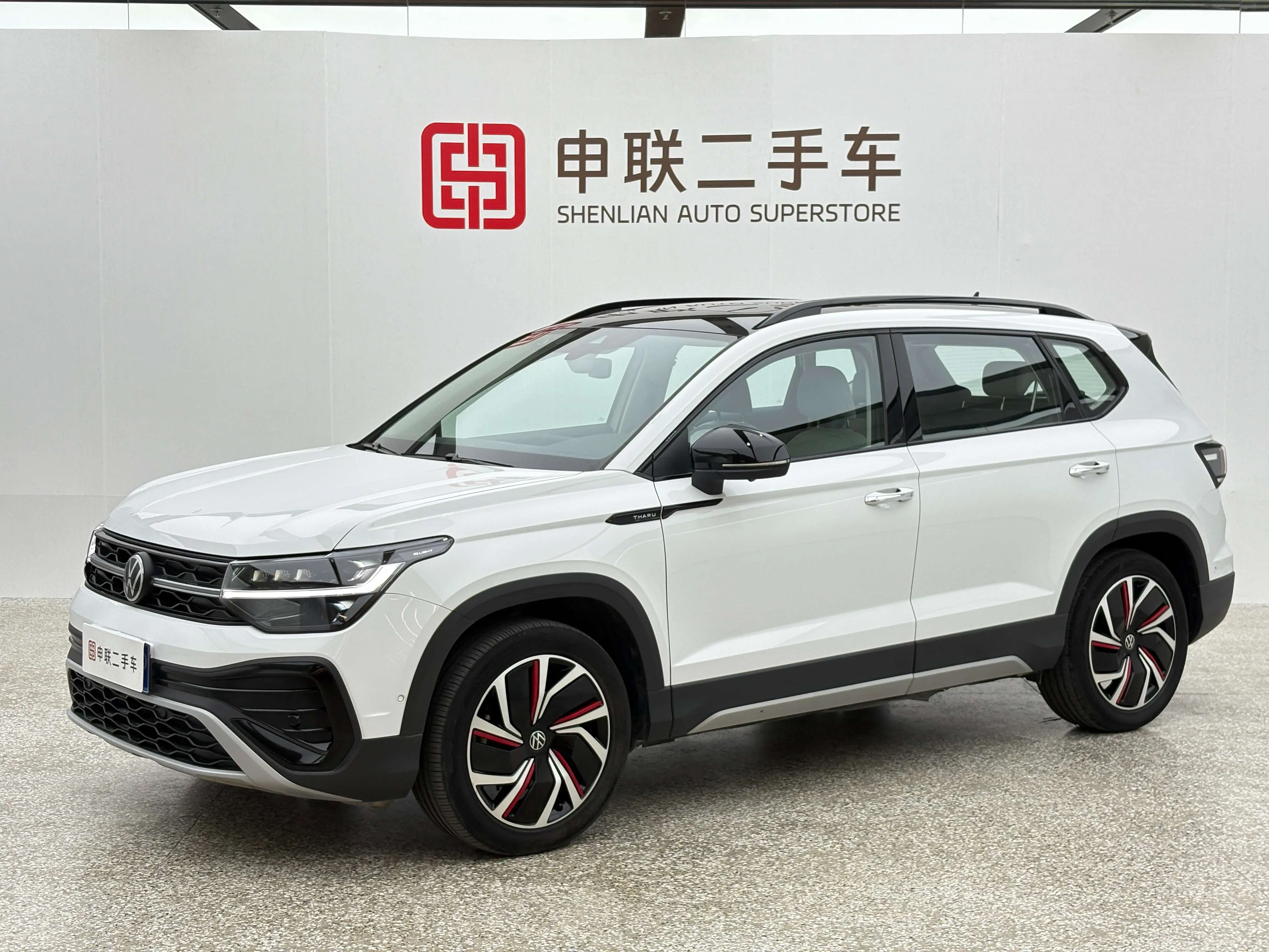 Volkswagen Tharu  из Китая