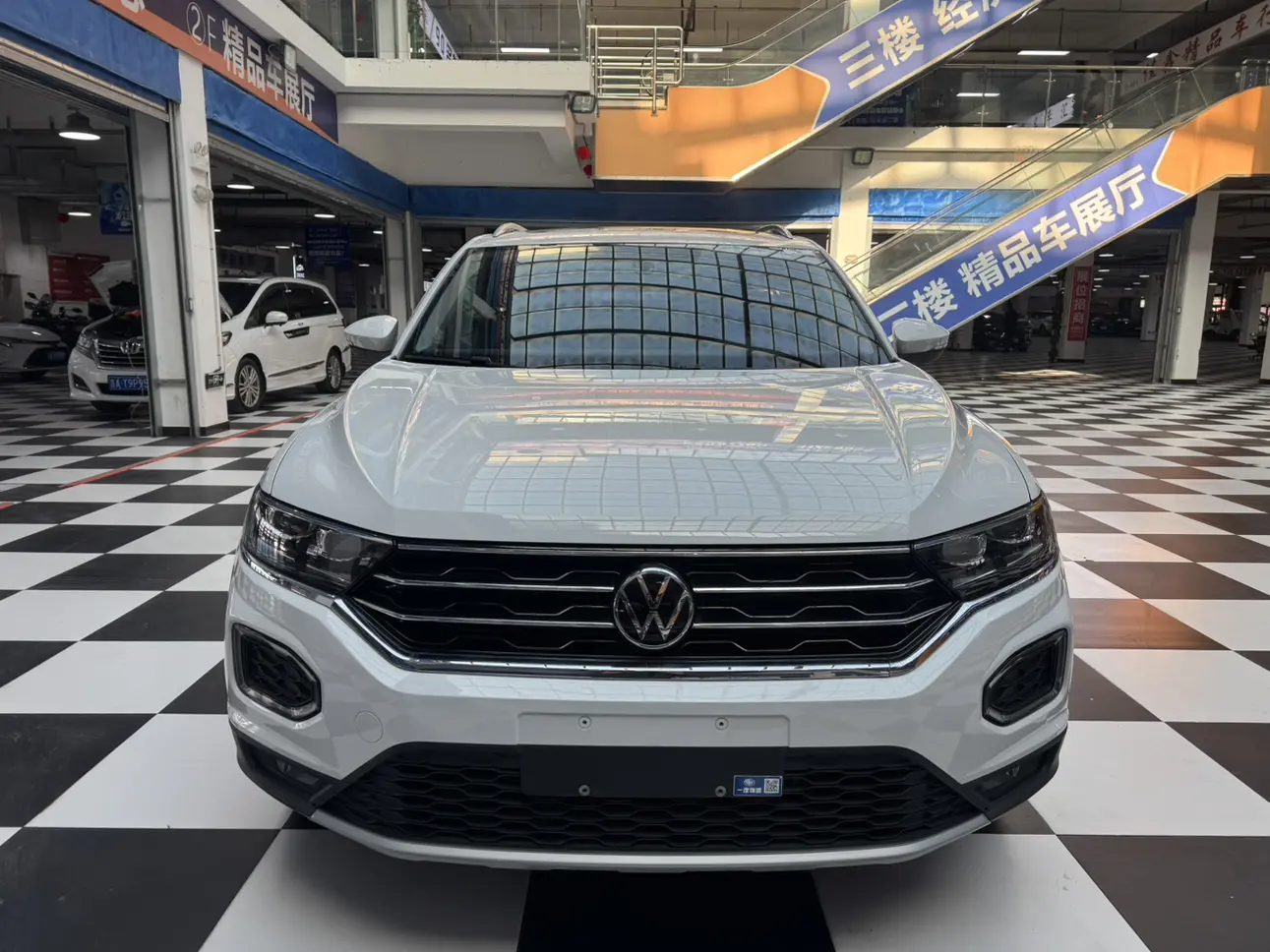 Volkswagen T-Roc  из Китая