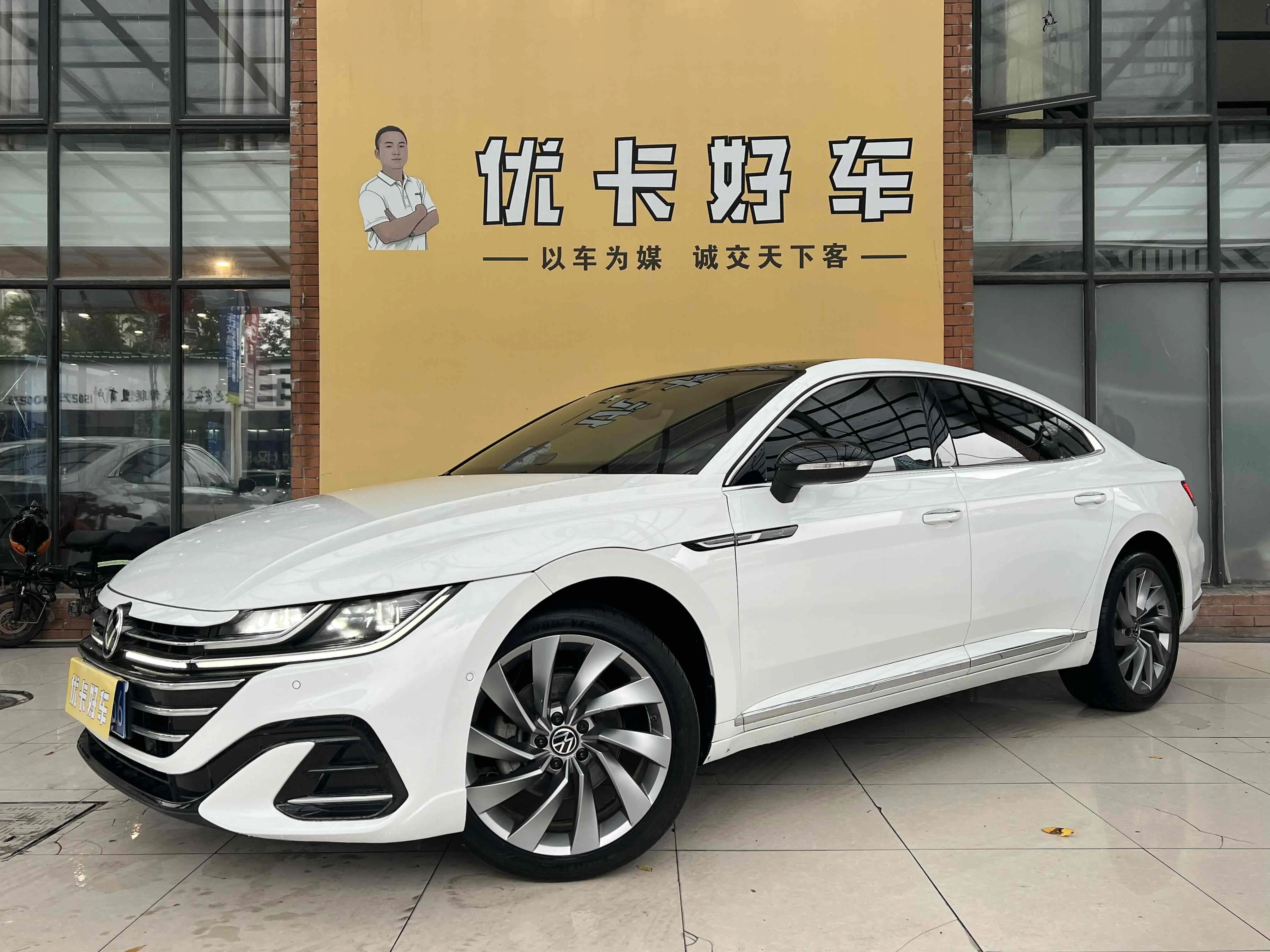 Volkswagen Arteon (CC)  из Китая