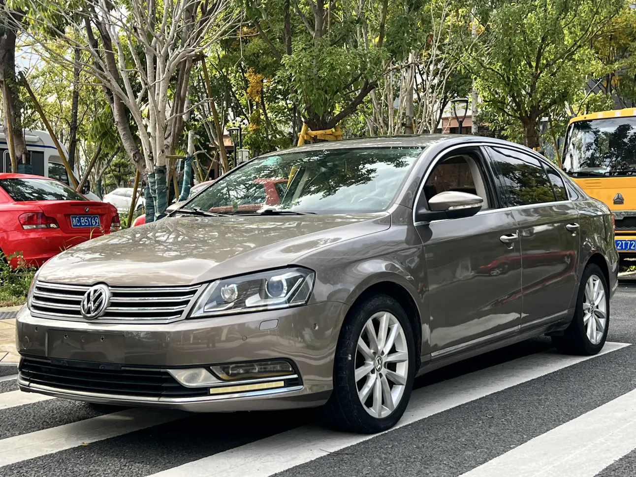 Volkswagen Magotan  из Китая