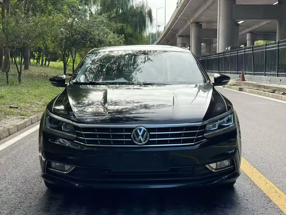 Volkswagen Passat  из Китая