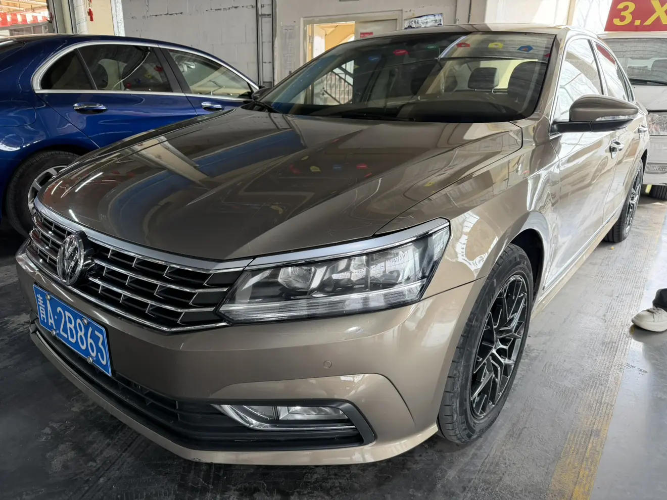 Volkswagen Passat  из Китая