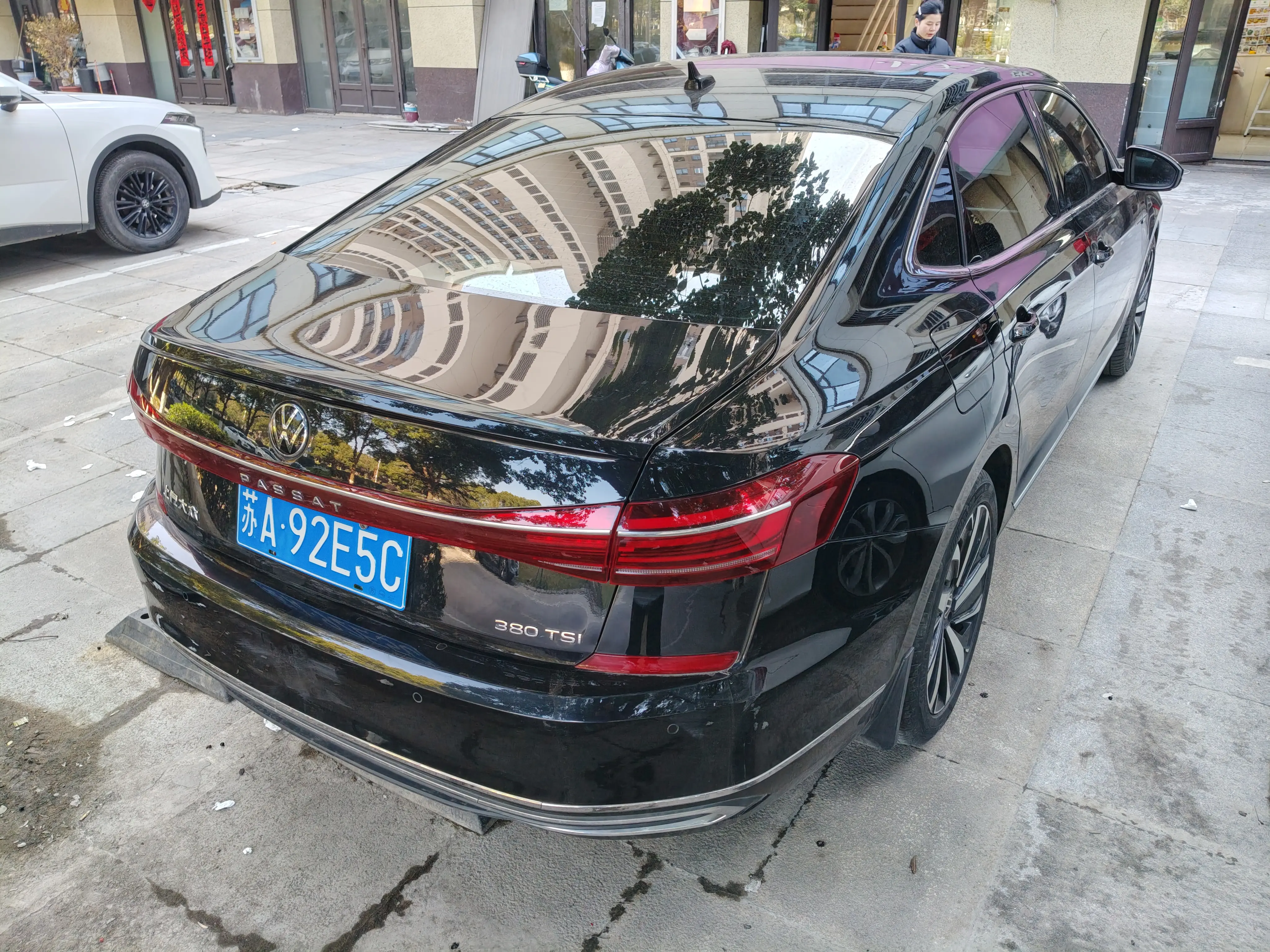 Volkswagen Passat  из Китая
