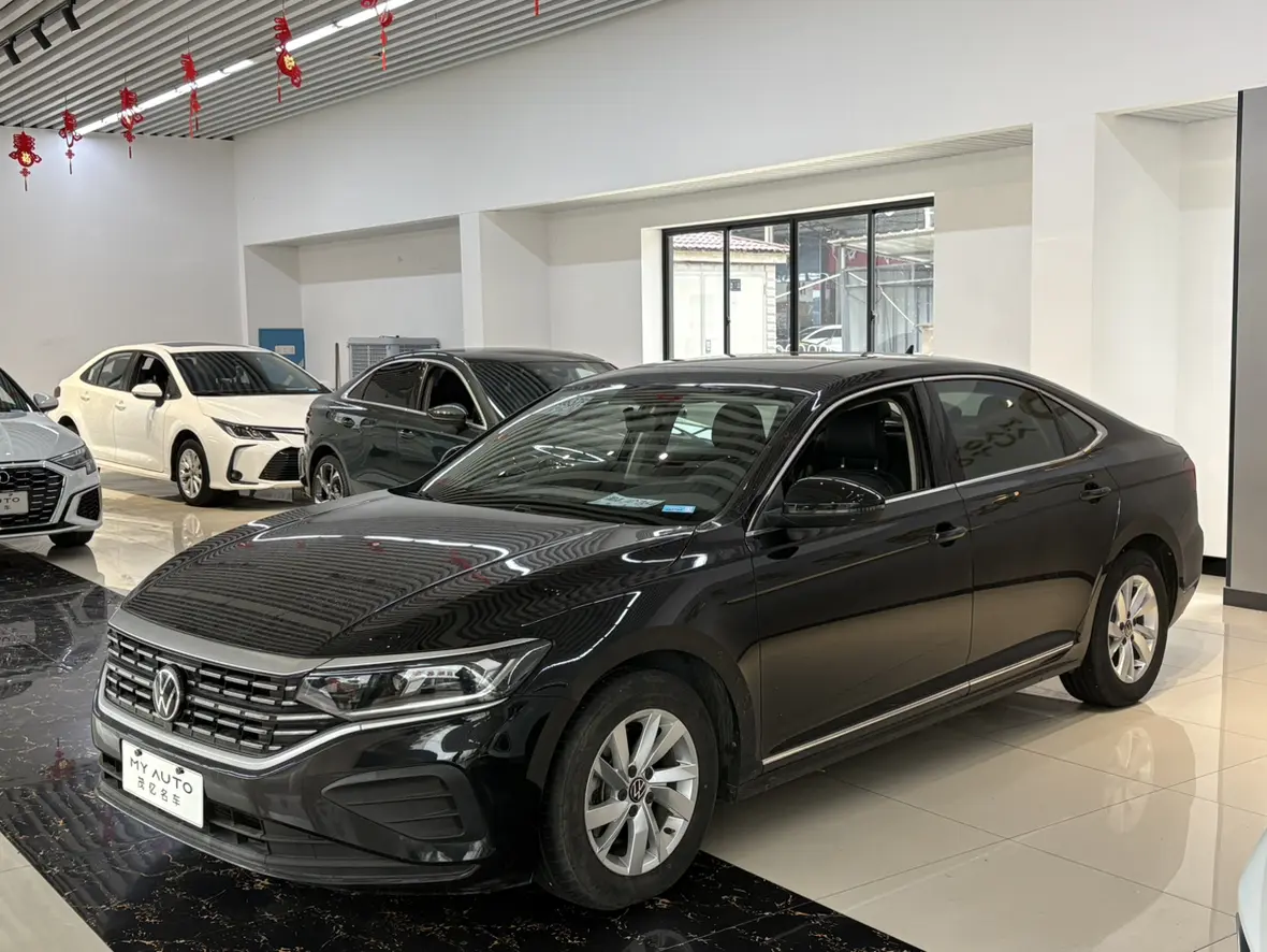 Volkswagen Passat  из Китая