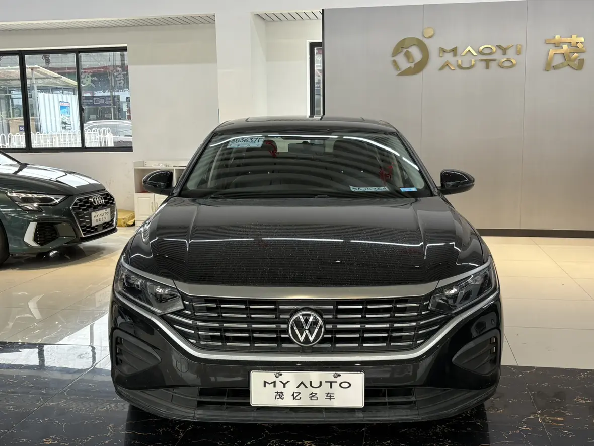 Volkswagen Passat  из Китая