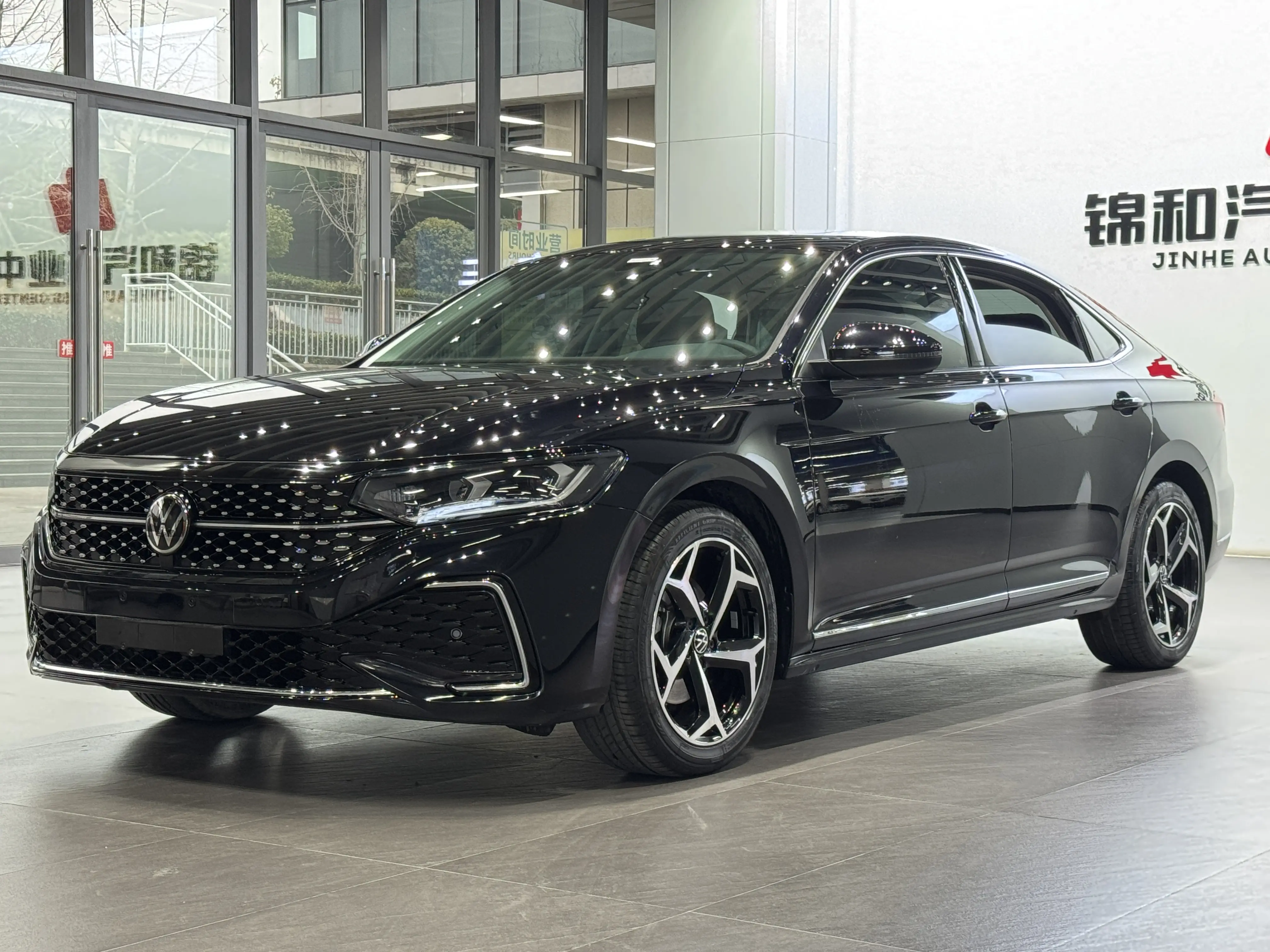 Volkswagen Passat  из Китая