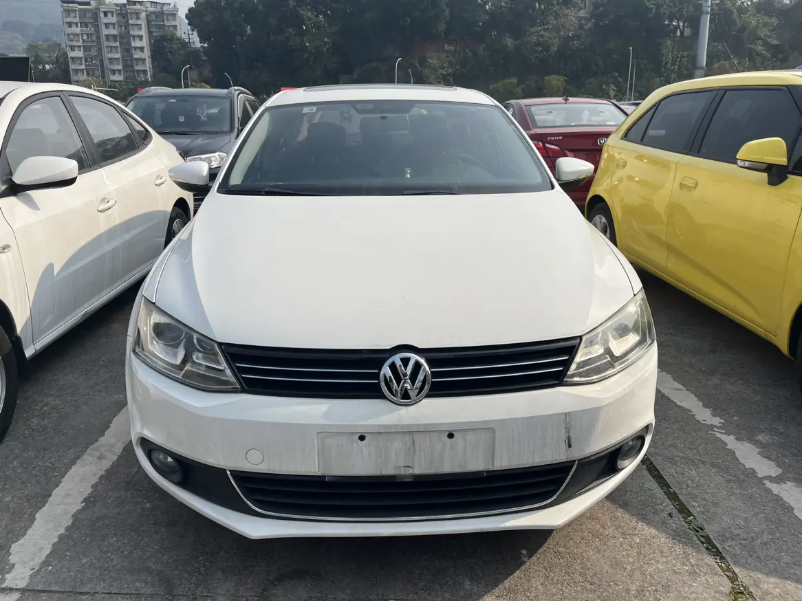 Volkswagen Sagitar  из Китая