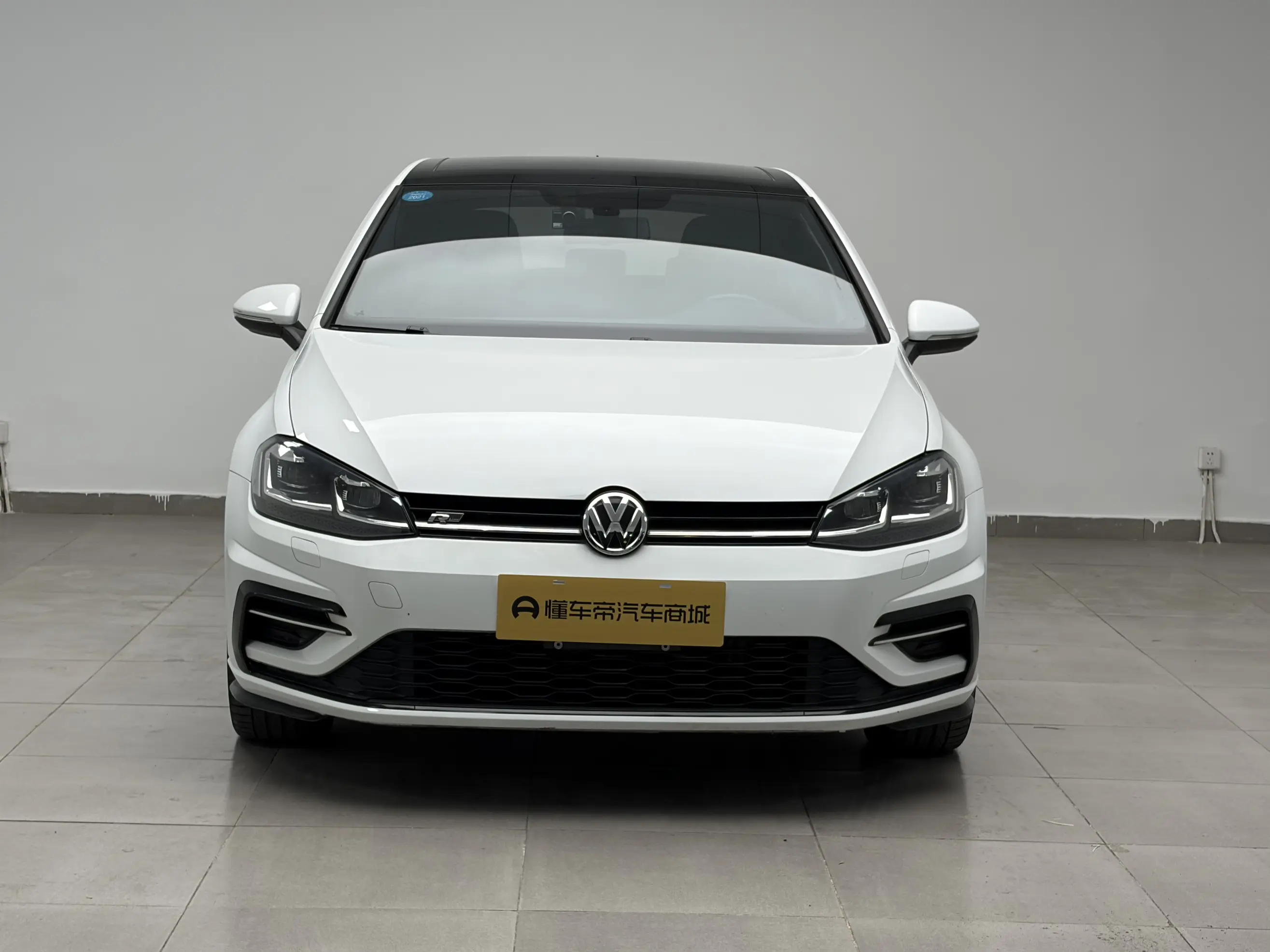 Volkswagen Golf  из Китая