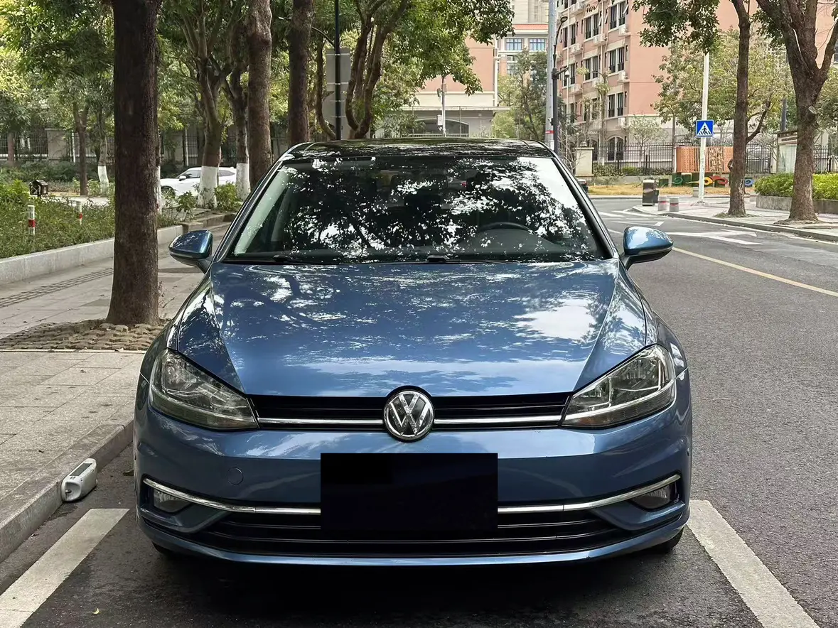 Volkswagen Golf  из Китая
