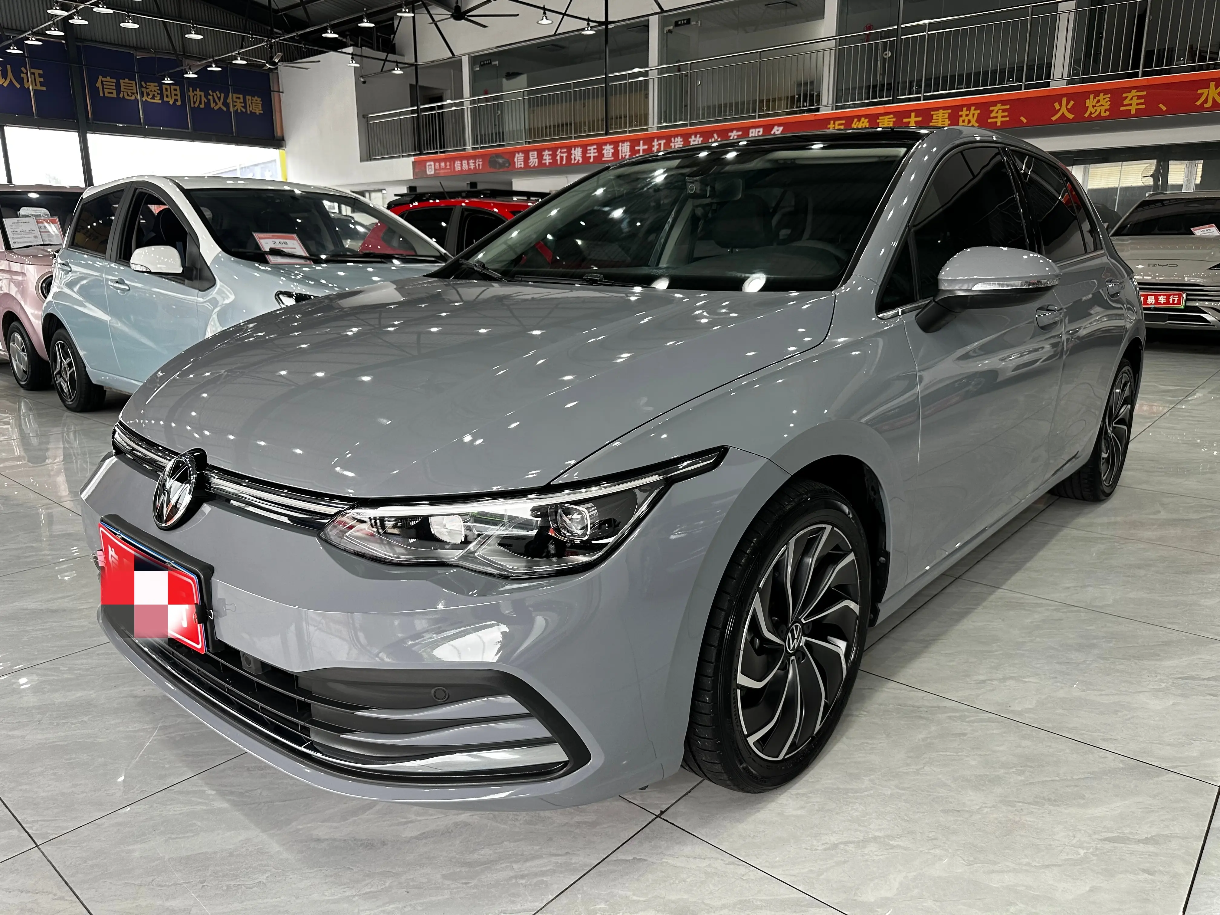 Volkswagen Golf  из Китая