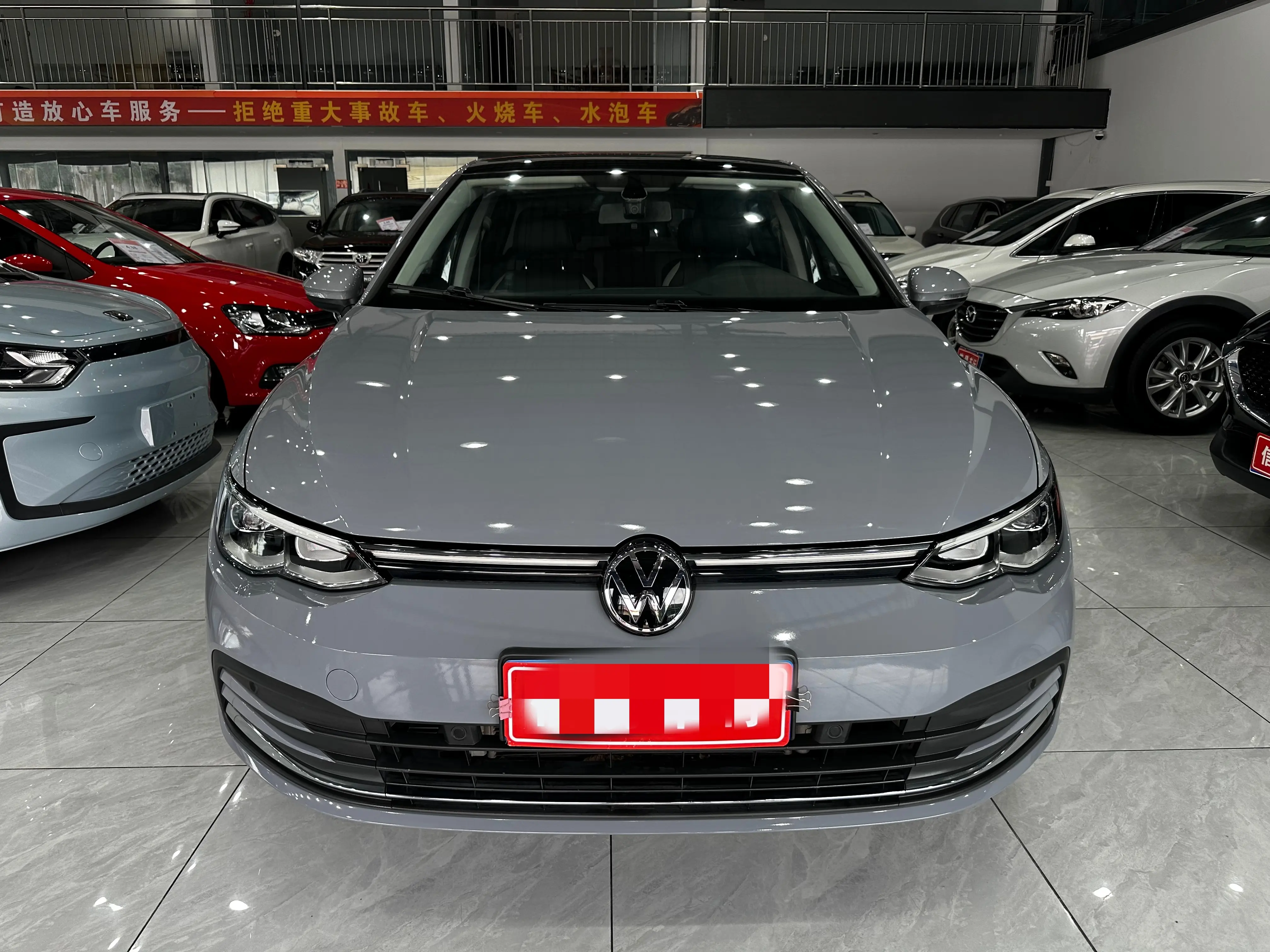 Volkswagen Golf  из Китая