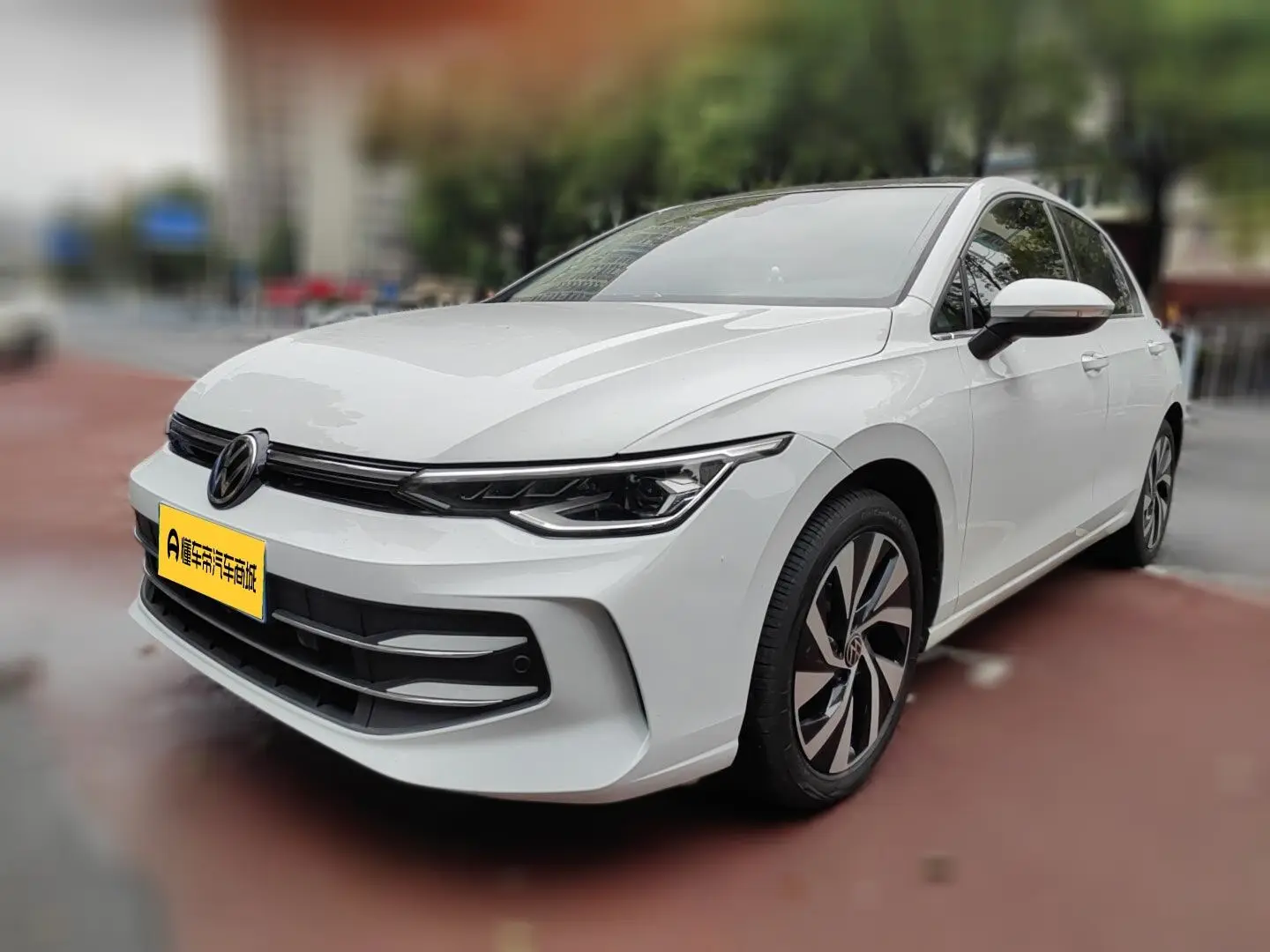 Volkswagen Golf  из Китая