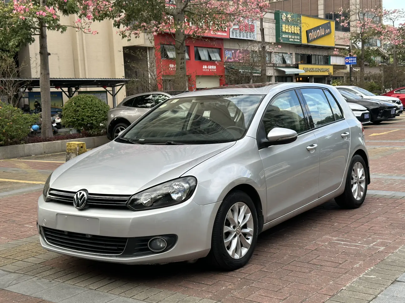 Volkswagen Golf  из Китая