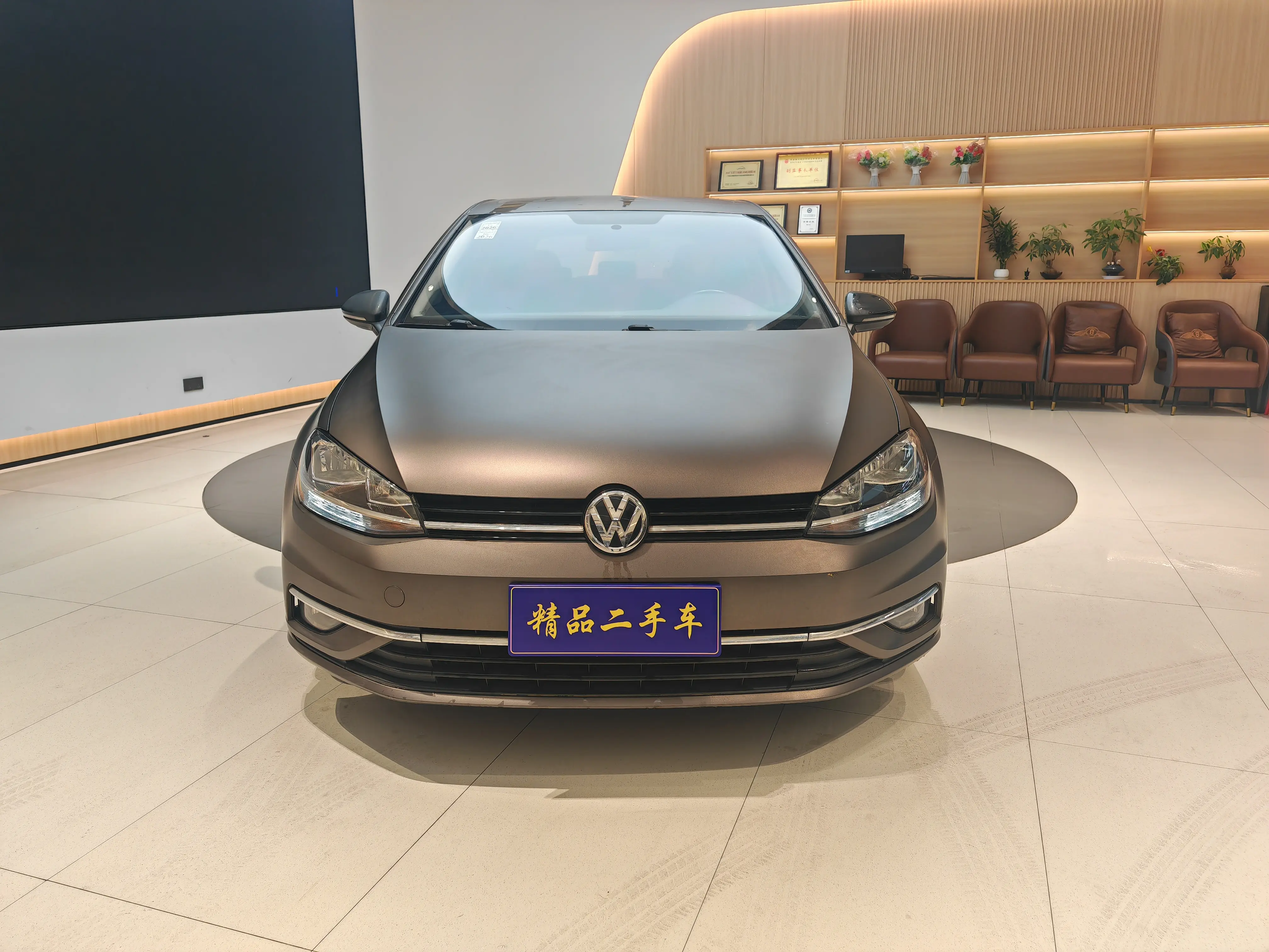 Volkswagen Golf  из Китая