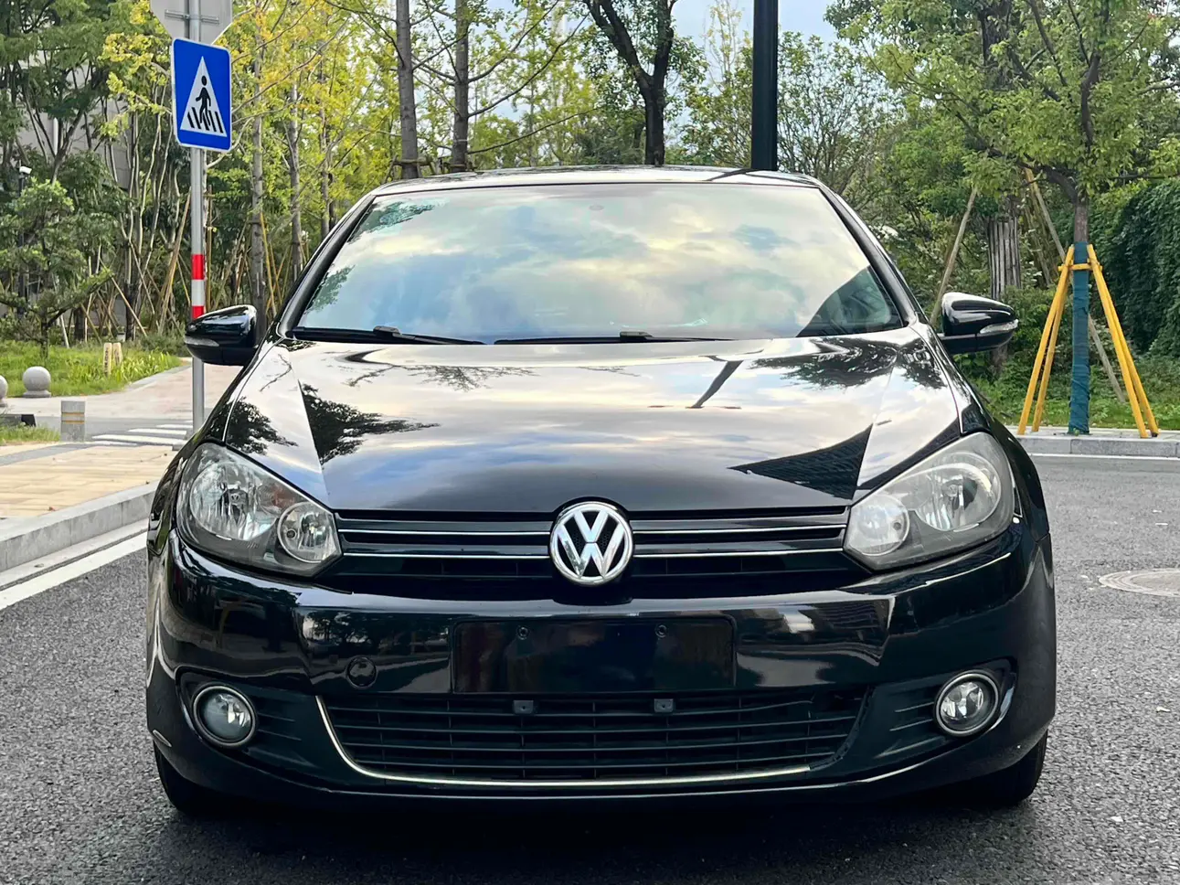 Volkswagen Golf  из Китая