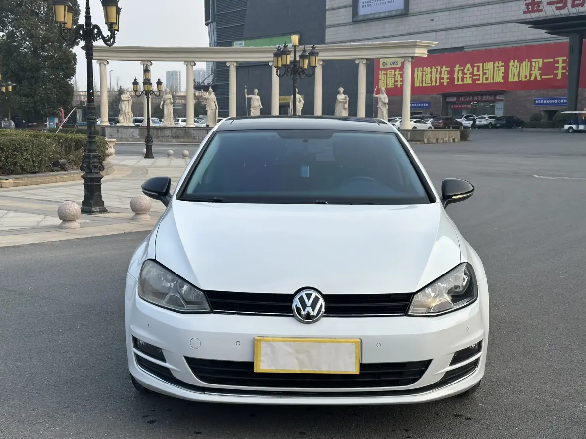 Volkswagen Golf  из Китая
