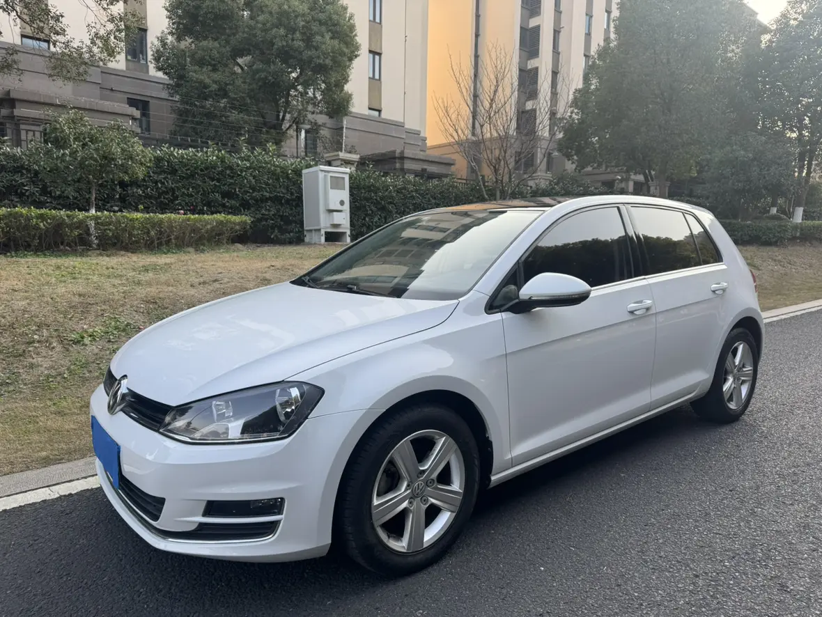 Volkswagen Golf  из Китая