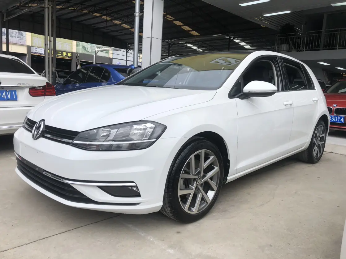 Volkswagen Golf  из Китая