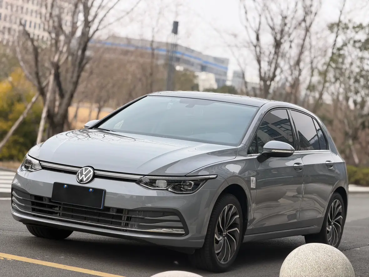 Volkswagen Golf  из Китая