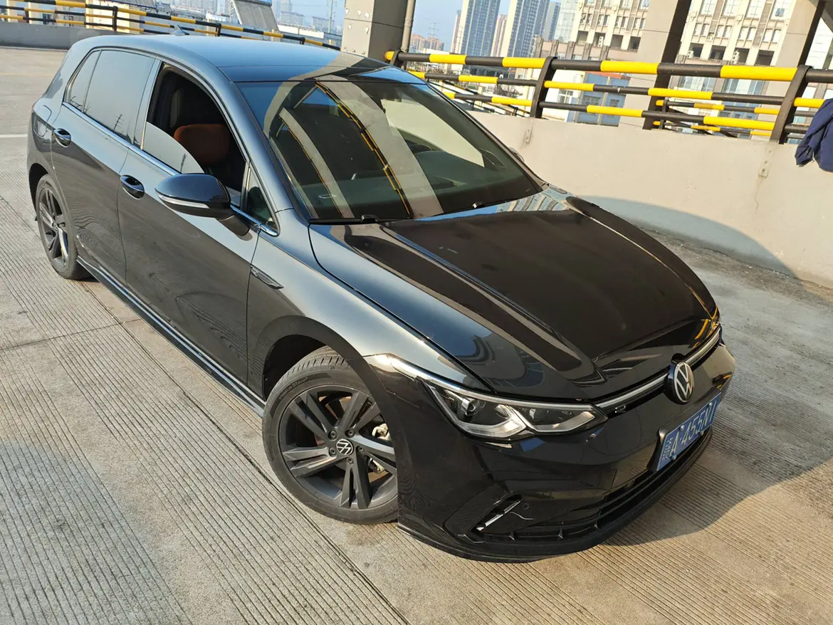 Volkswagen Golf  из Китая