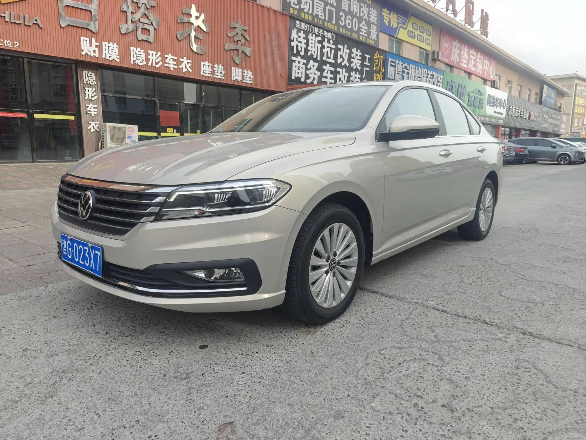 Volkswagen Lavida  из Китая