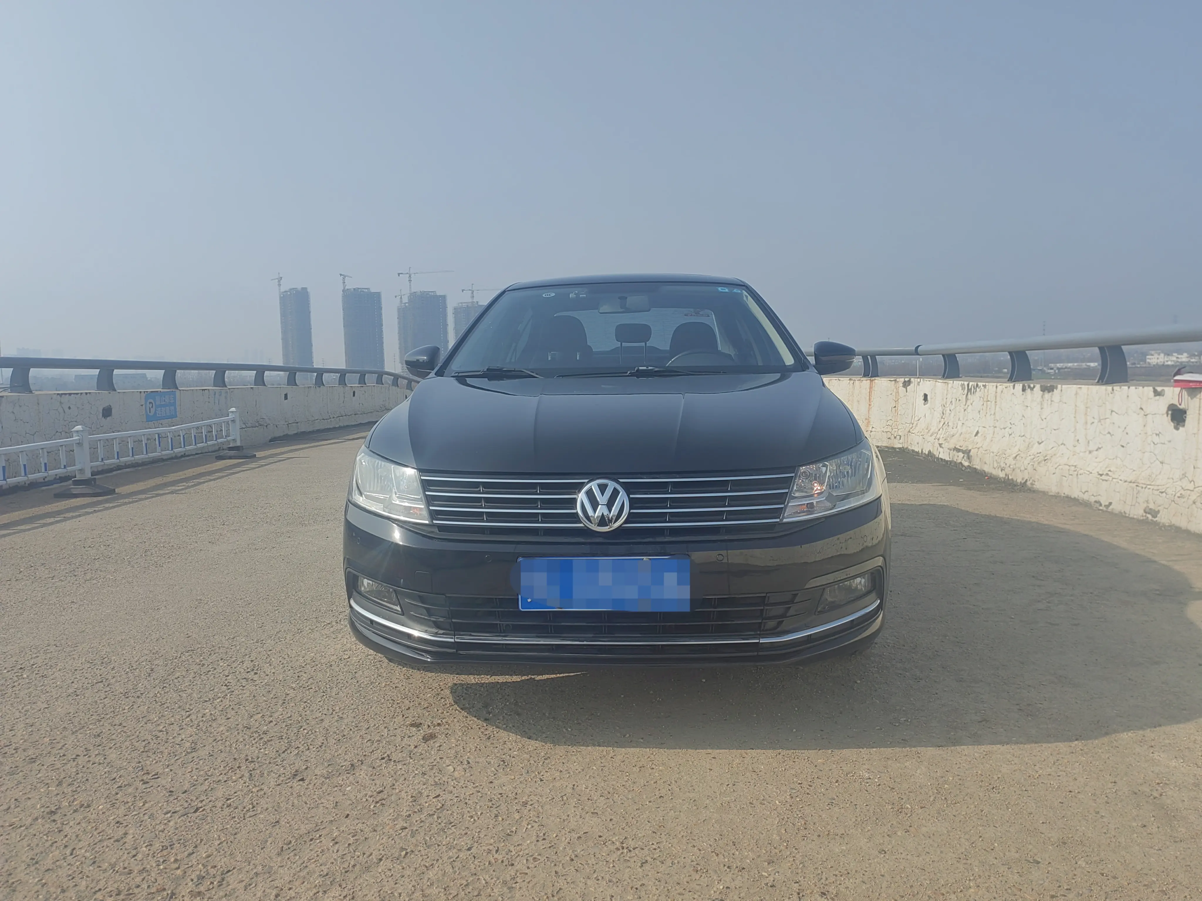 Volkswagen Lavida  из Китая