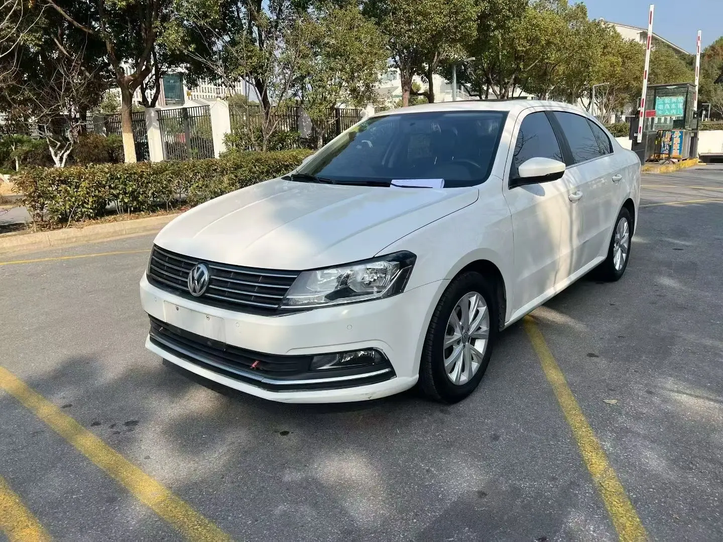 Volkswagen Lavida  из Китая