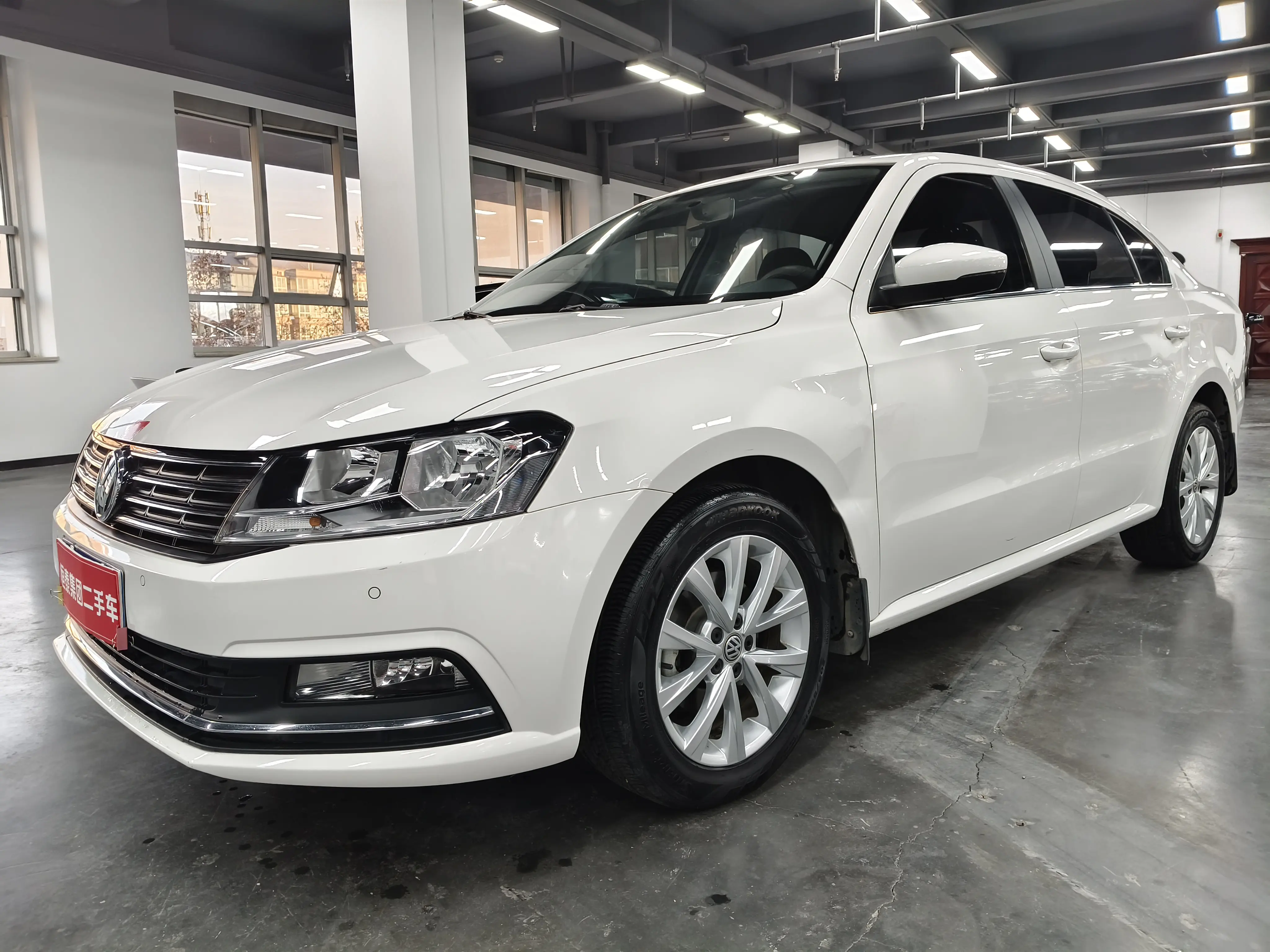 Volkswagen Lavida  из Китая