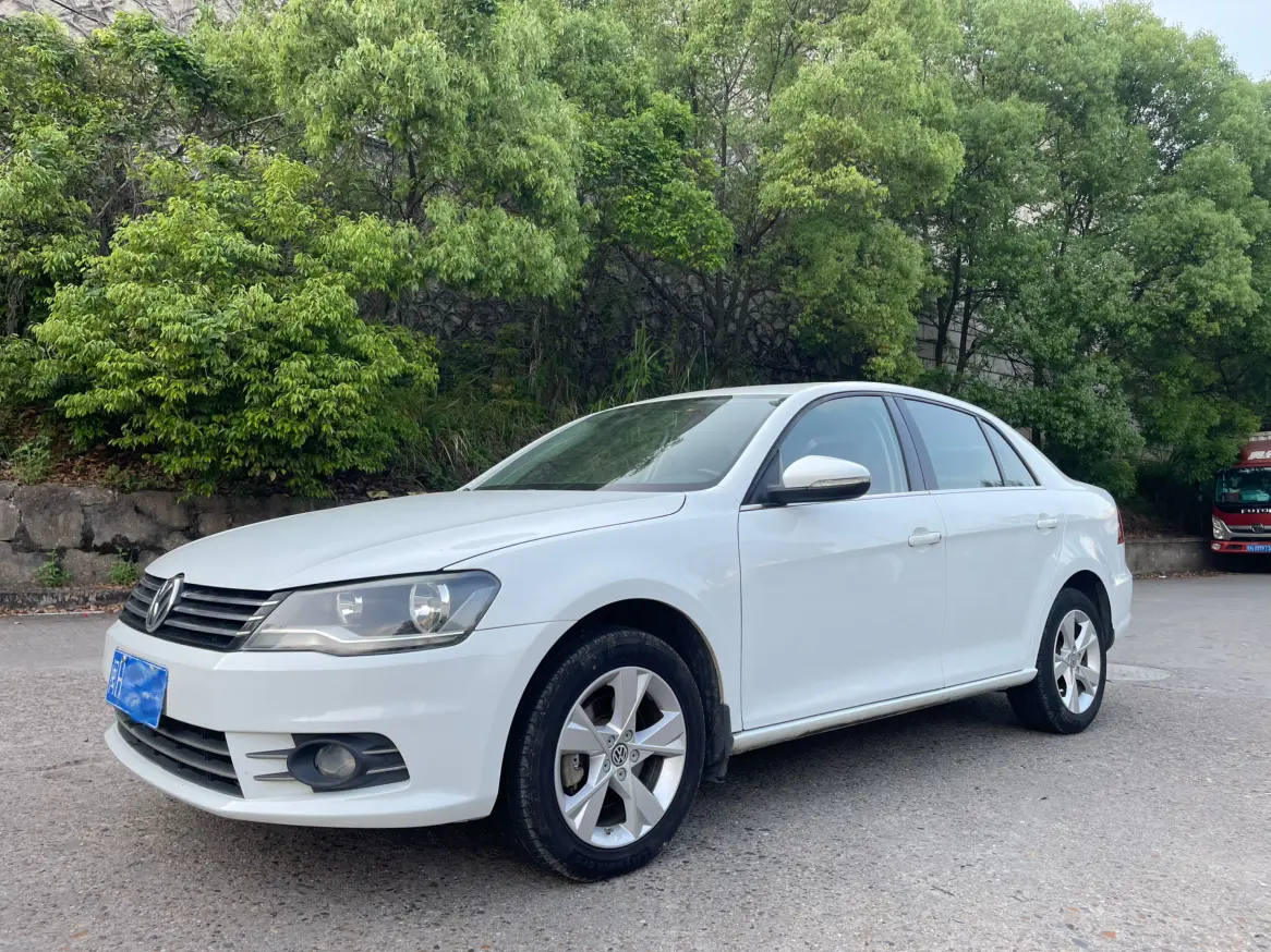 Volkswagen Bora  из Китая