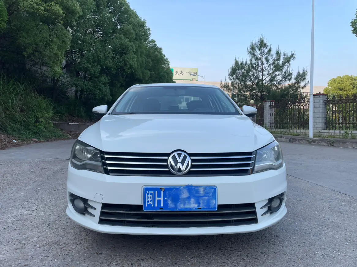 Volkswagen Bora  из Китая