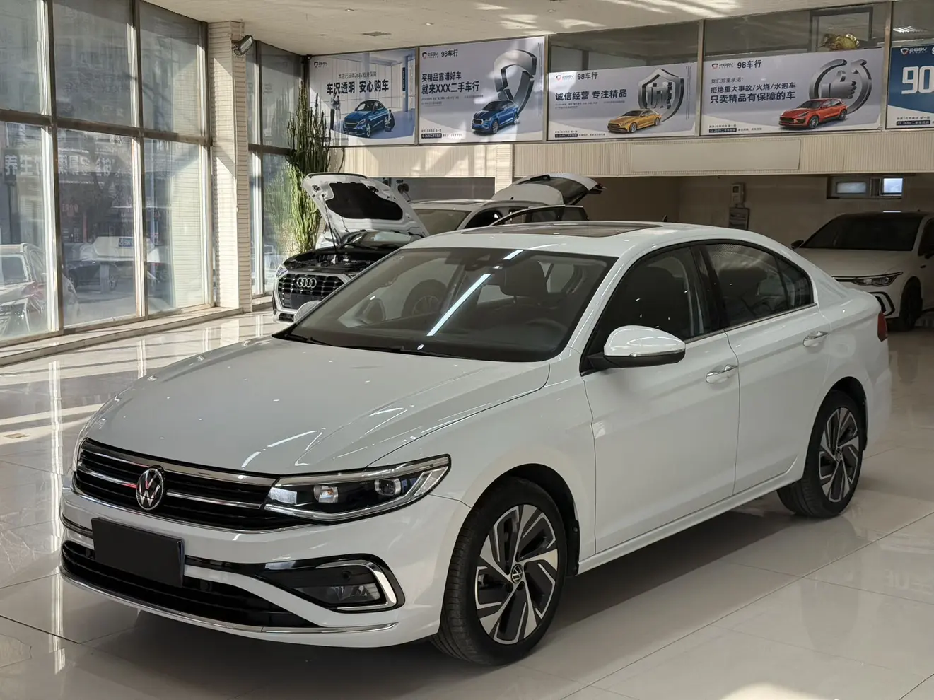 Volkswagen Bora  из Китая