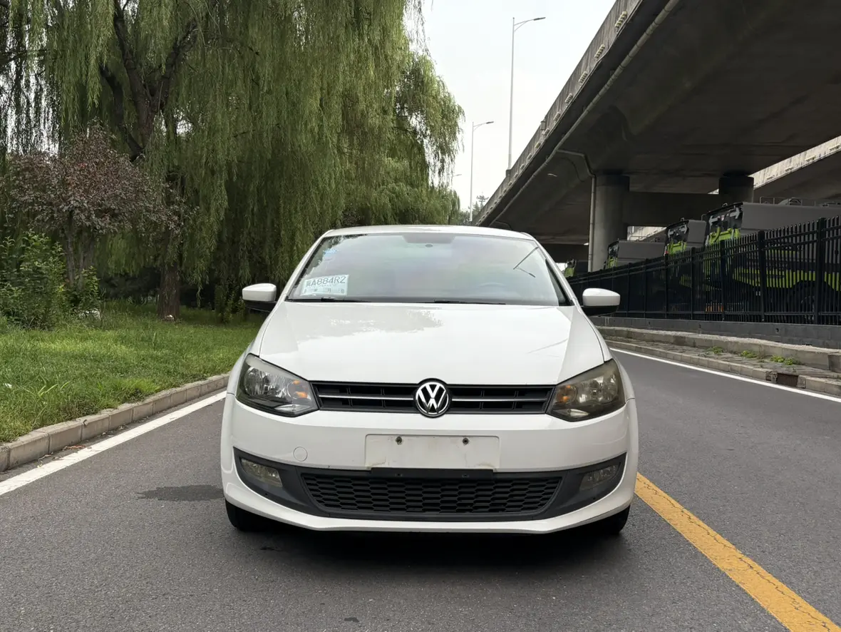 Volkswagen Polo  из Китая