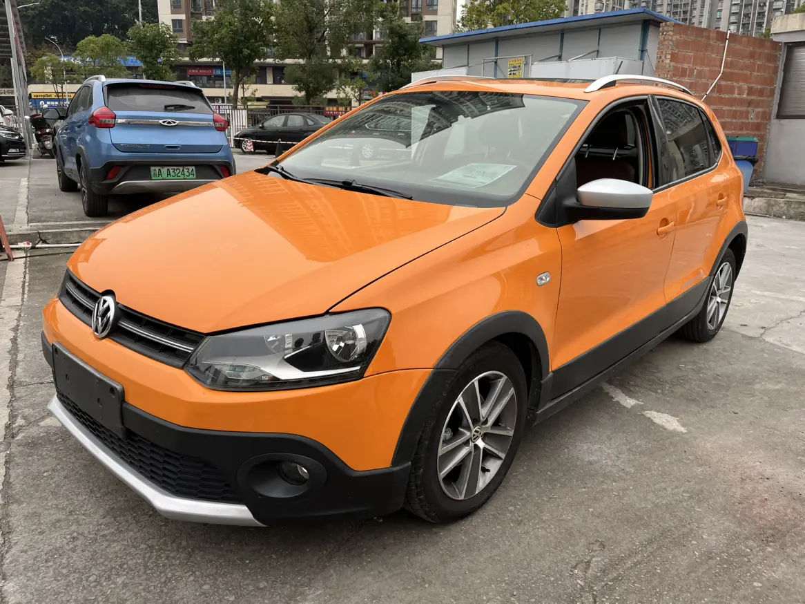 Volkswagen Polo  из Китая